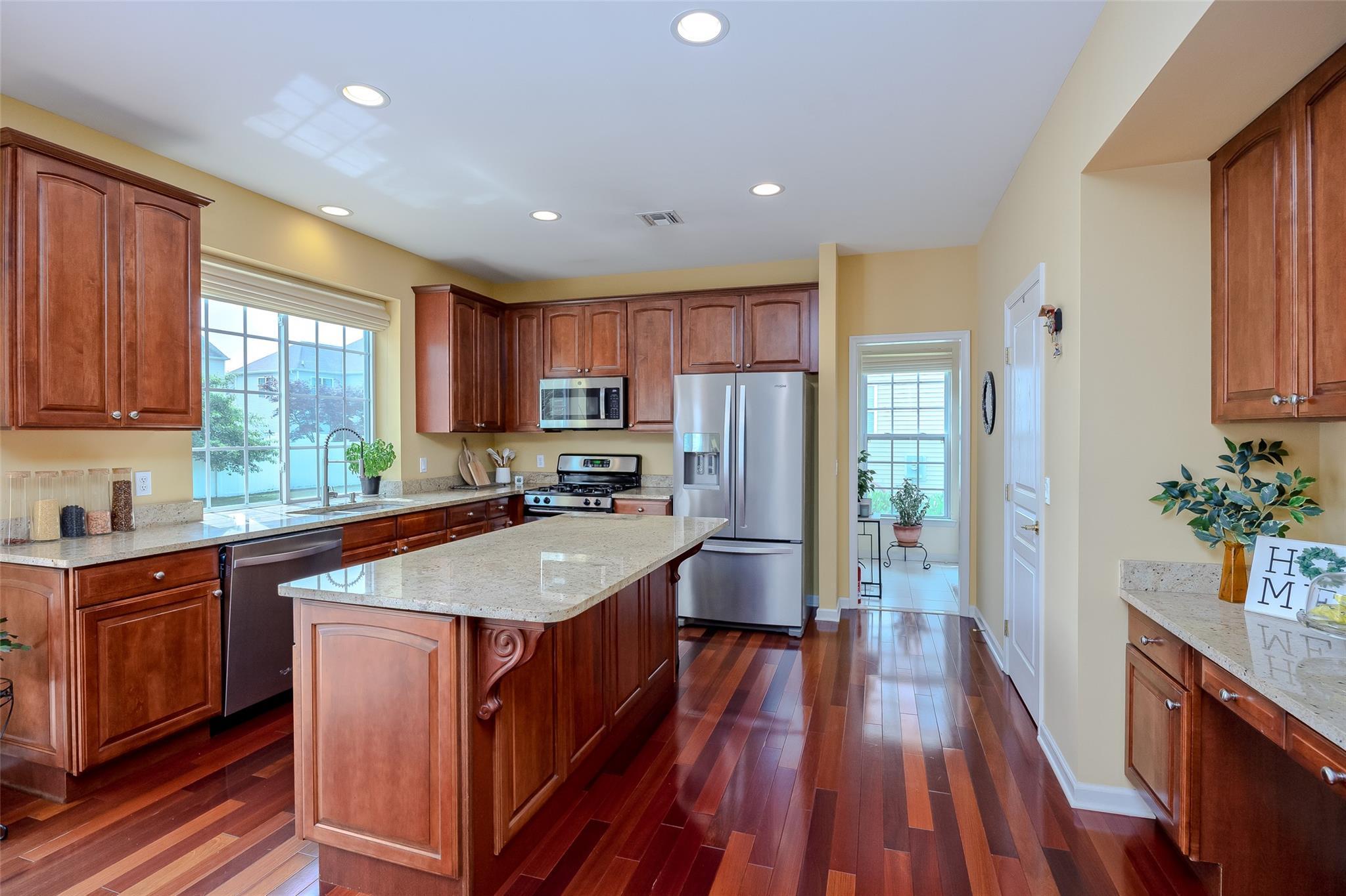 Single Family Avolet  Suffolk County, NY 11766, MLS-876268-16