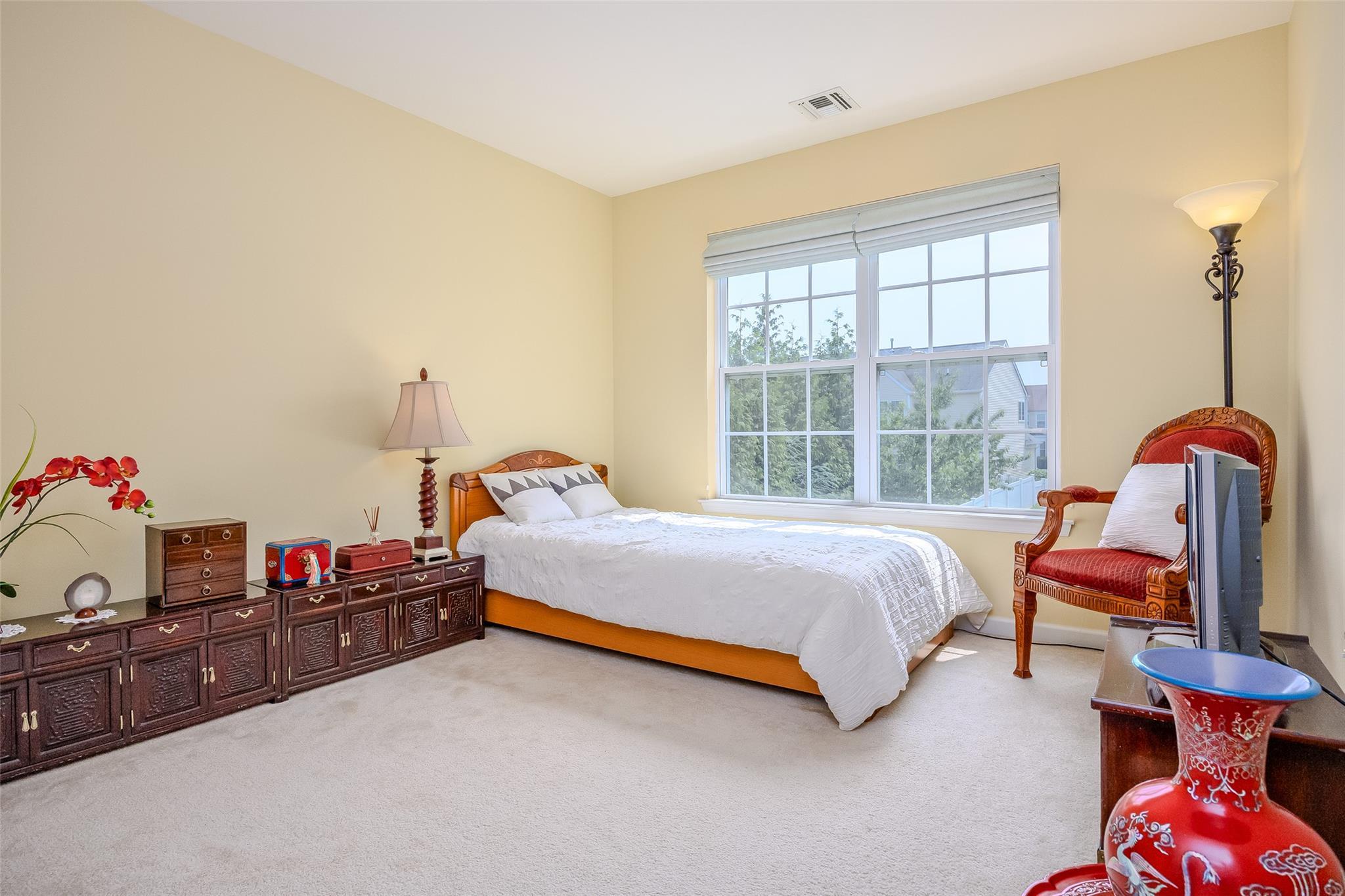 Single Family Avolet  Suffolk County, NY 11766, MLS-876268-35