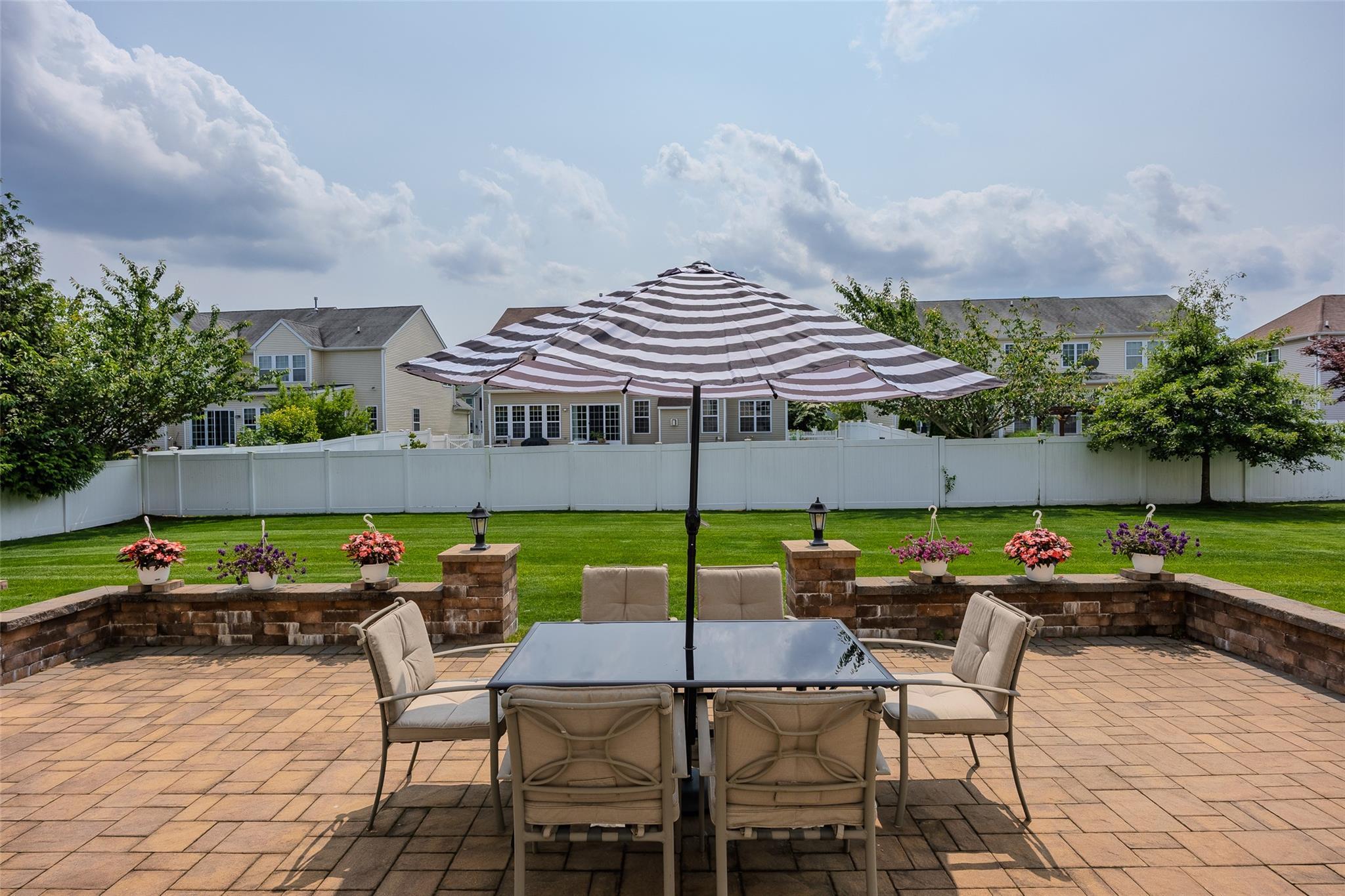 Single Family Avolet  Suffolk County, NY 11766, MLS-876268-6