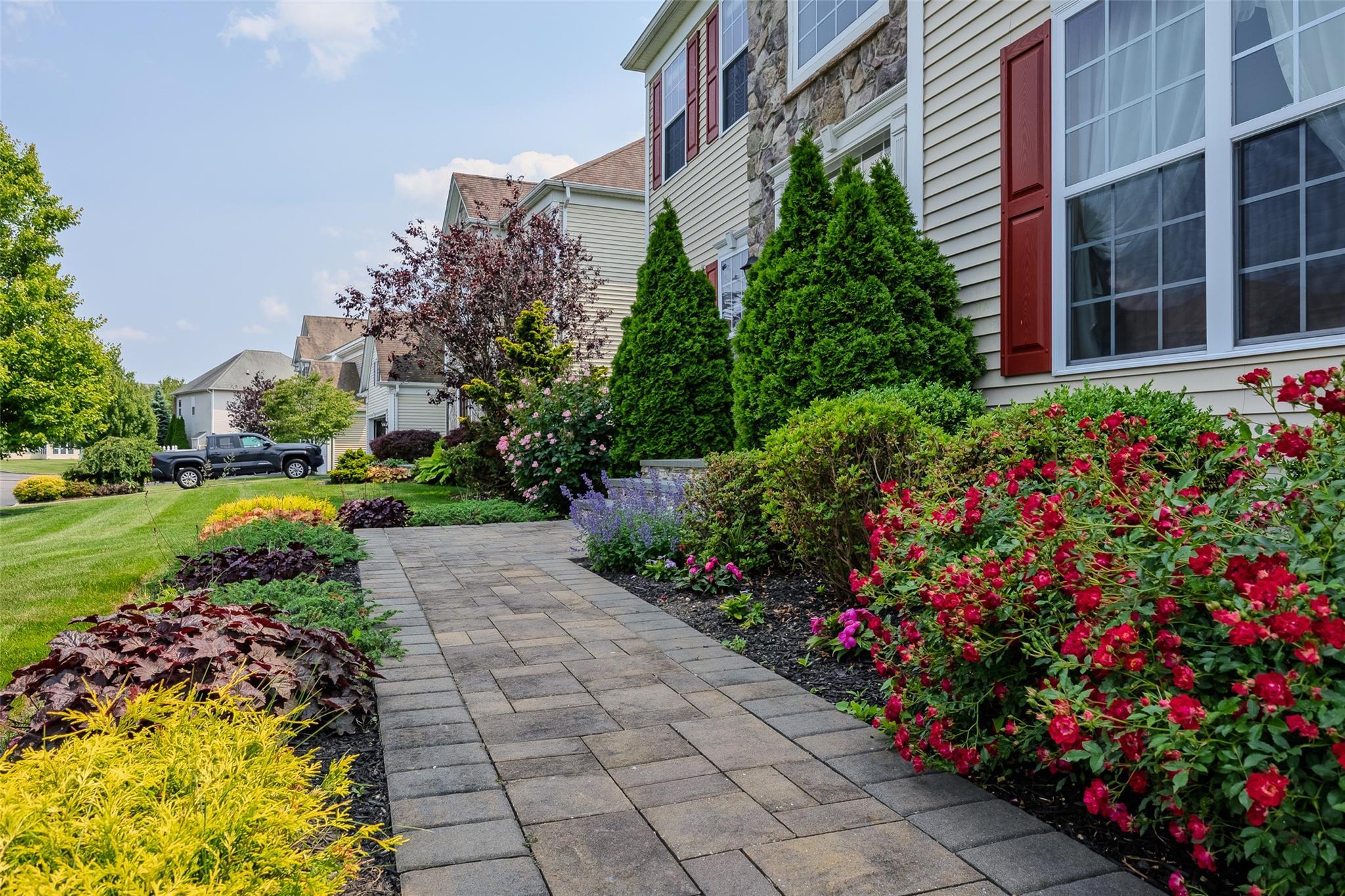 Single Family Avolet  Suffolk County, NY 11766, MLS-876268-8