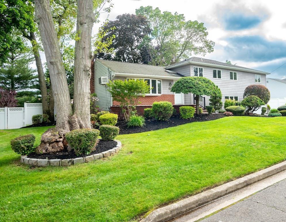 Single Family Louis  Nassau County, NY 11758, MLS-876278-2