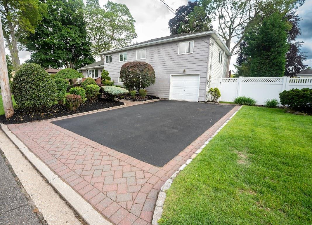 Single Family Louis  Nassau County, NY 11758, MLS-876278-3