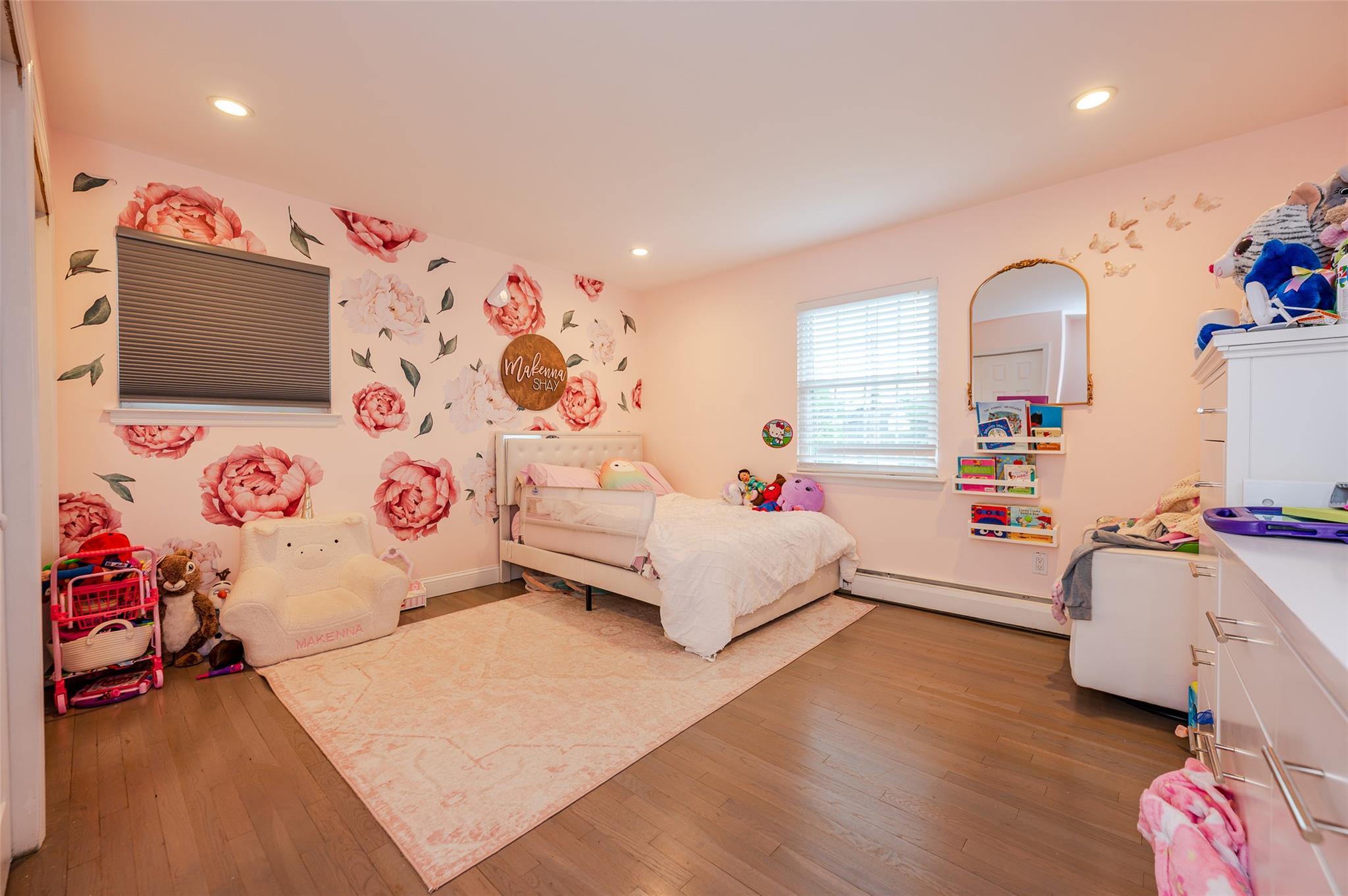 Single Family Riverside  Nassau County, NY 11572, MLS-876280-14