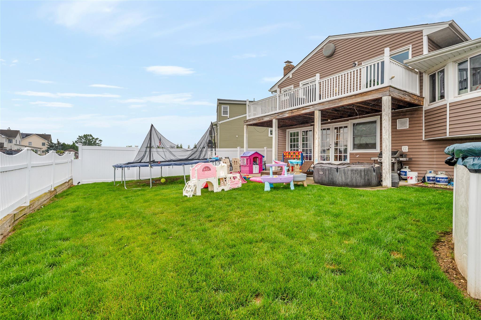 Single Family Riverside  Nassau County, NY 11572, MLS-876280-19
