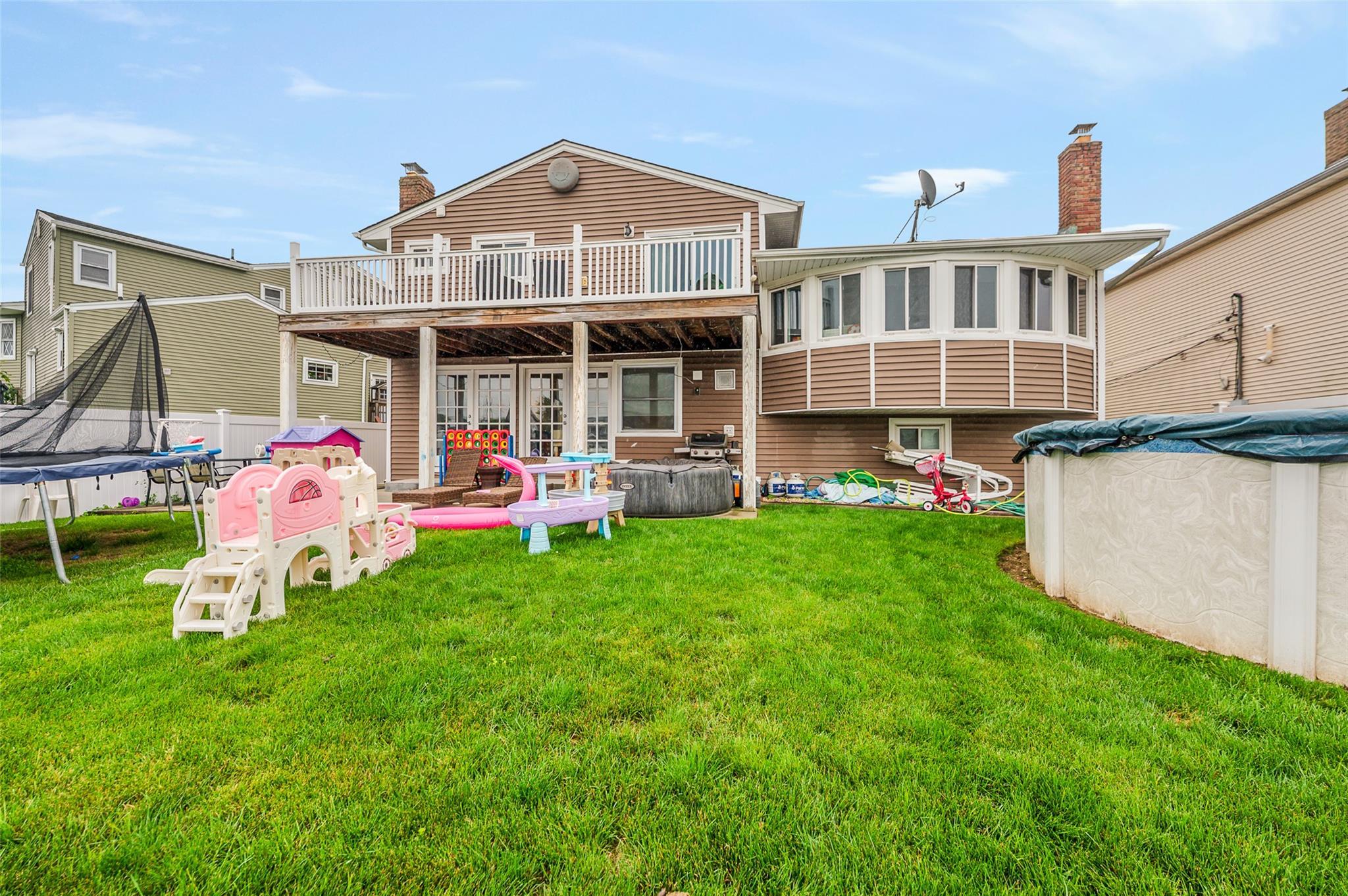 Single Family Riverside  Nassau County, NY 11572, MLS-876280-22