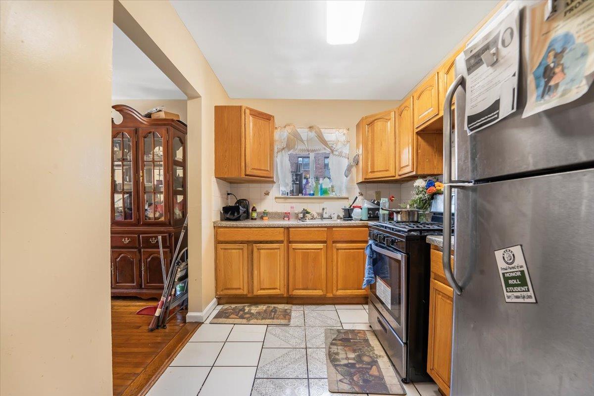 Single Family Baychester  Bronx, NY 10466, MLS-876284-16
