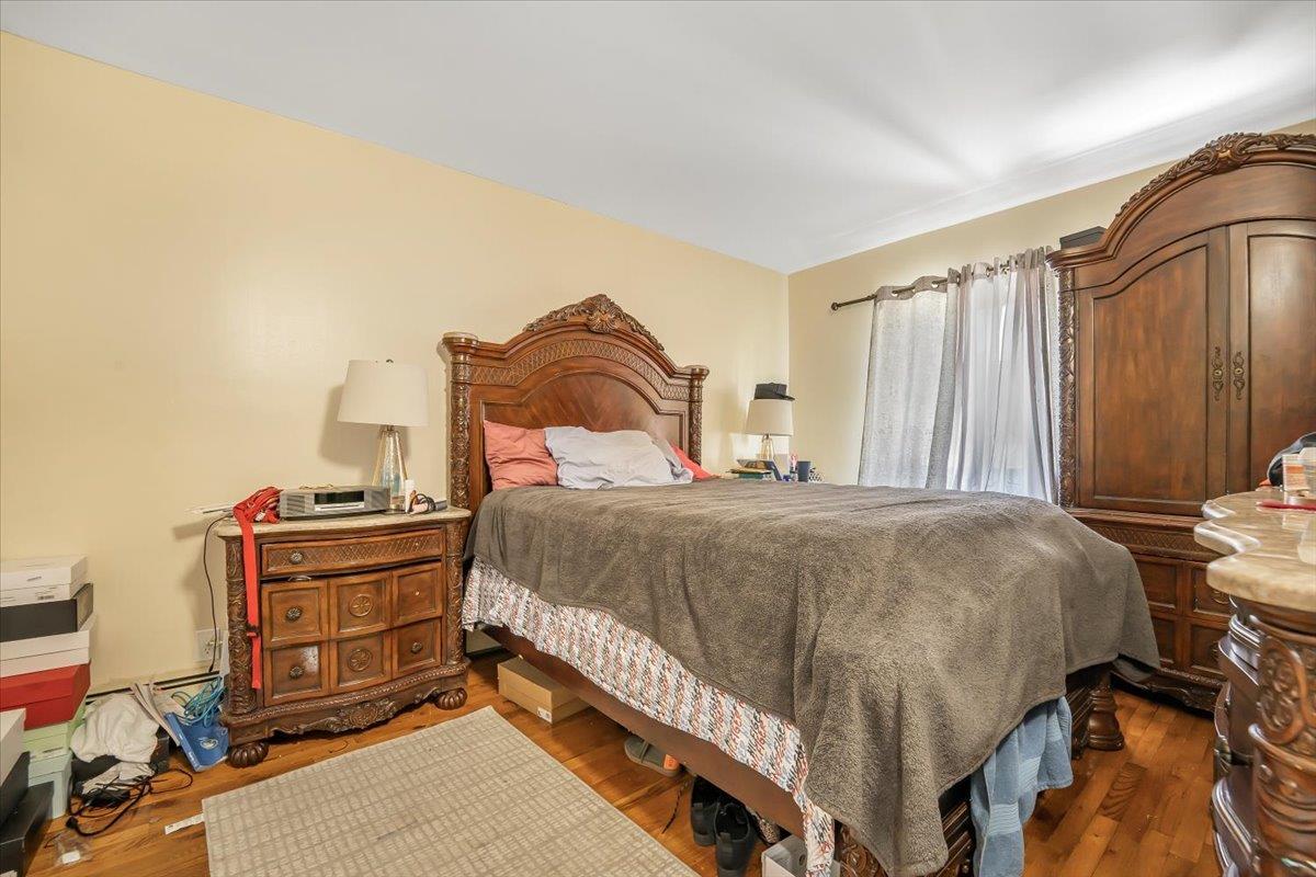 Single Family Baychester  Bronx, NY 10466, MLS-876284-19