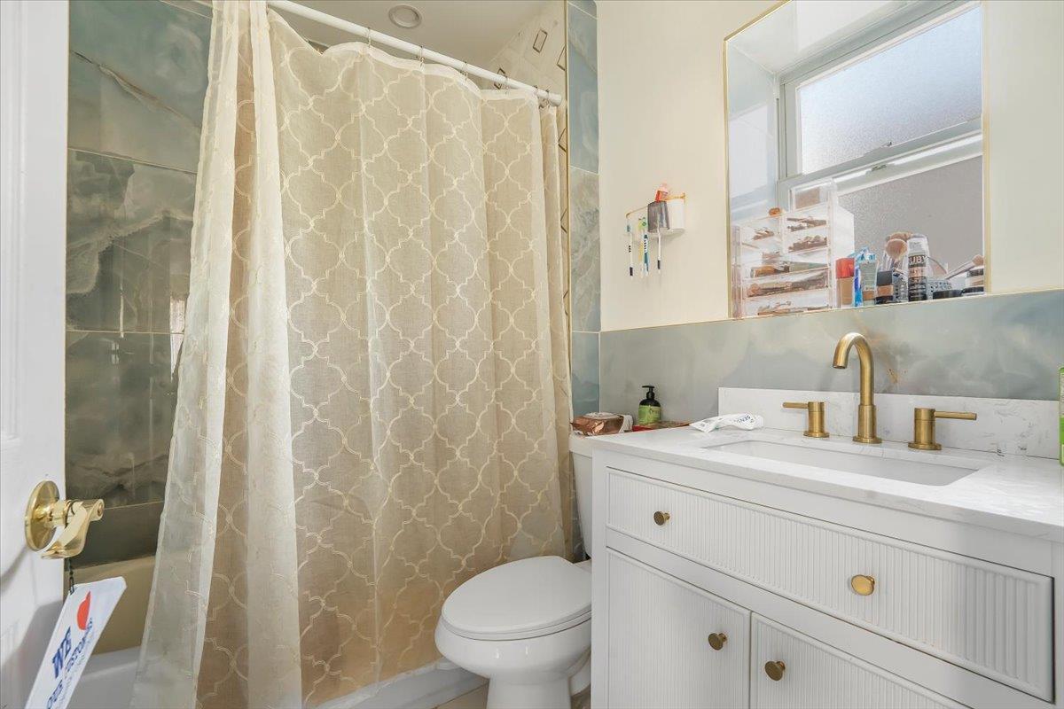 Single Family Baychester  Bronx, NY 10466, MLS-876284-20
