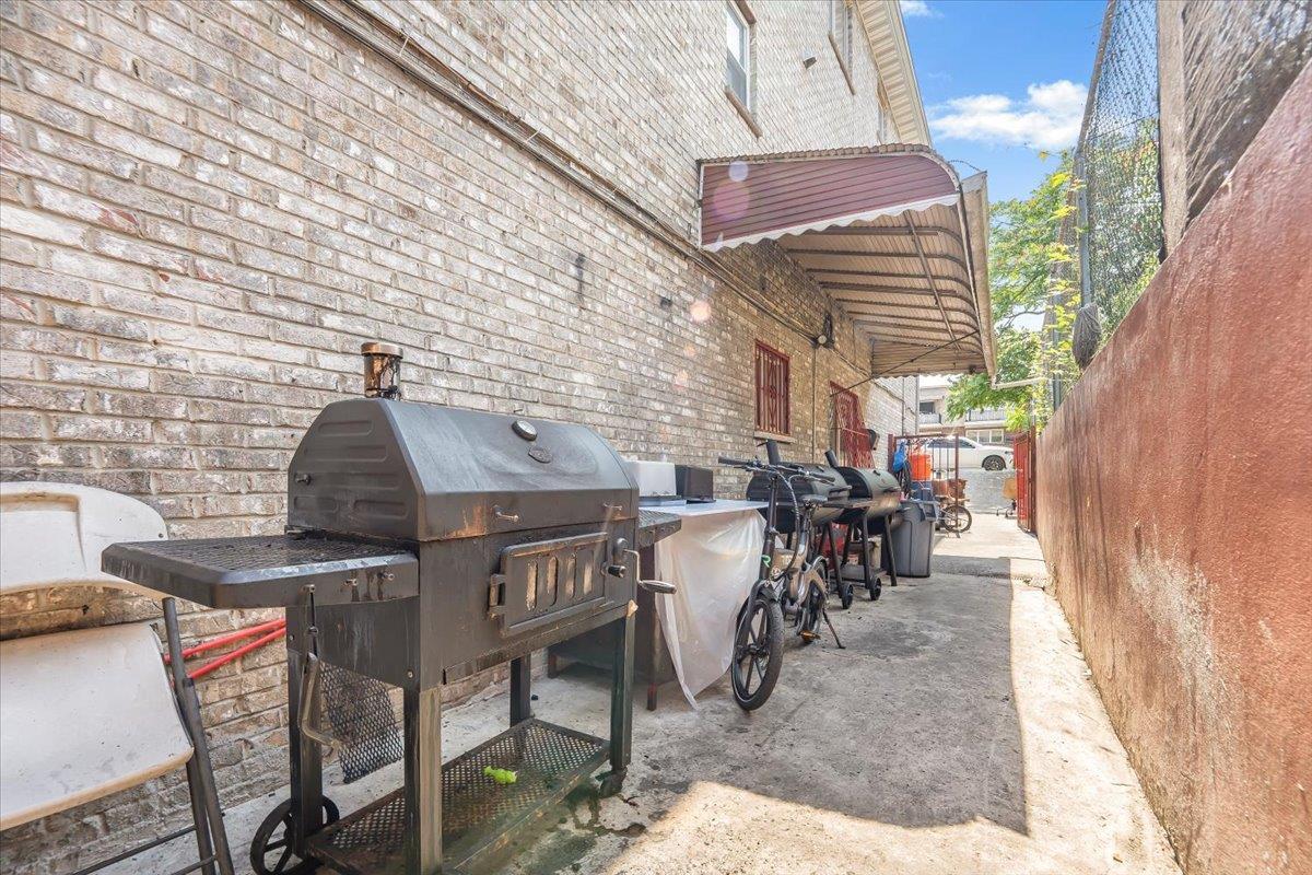 Single Family Baychester  Bronx, NY 10466, MLS-876284-31
