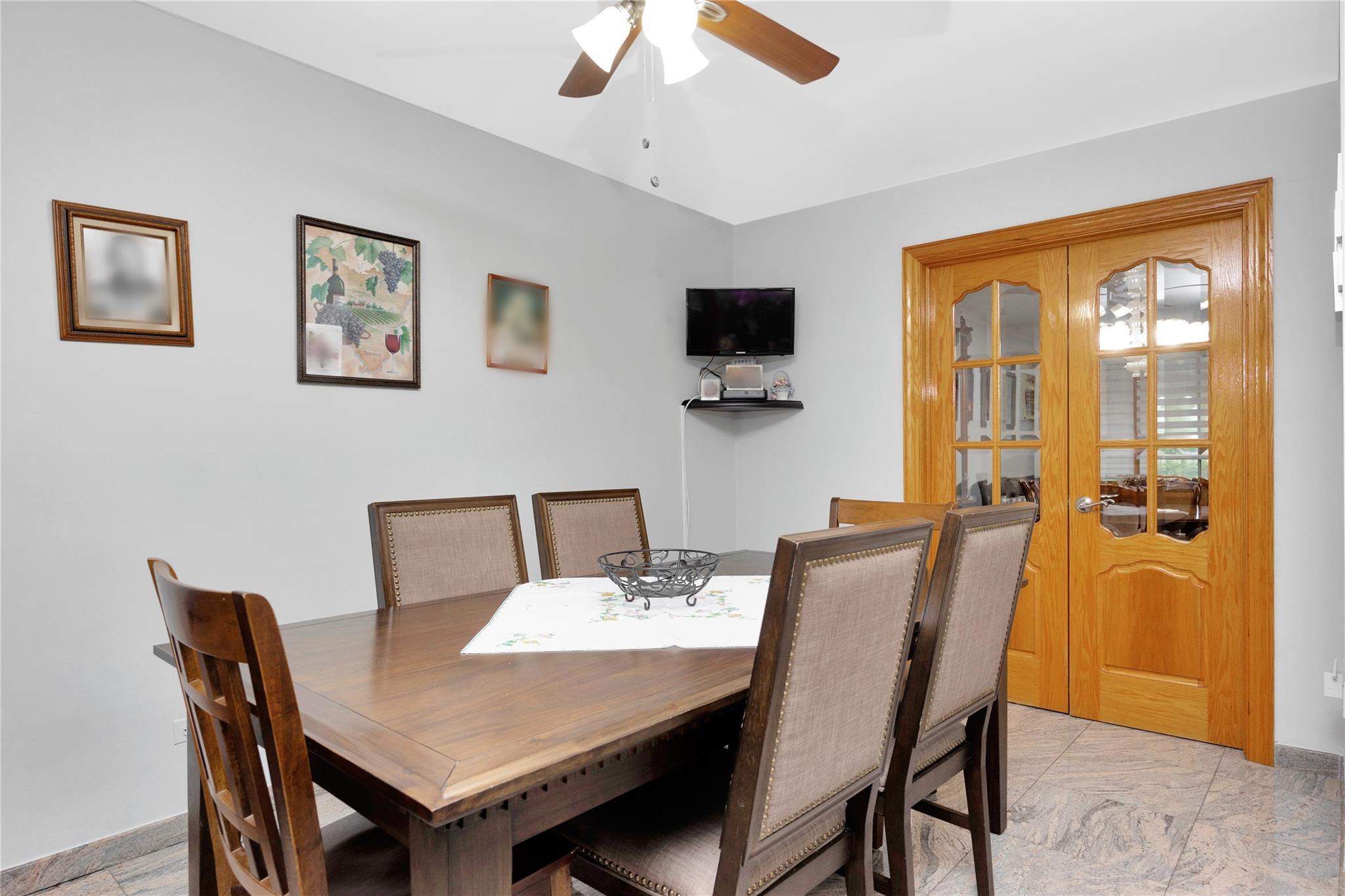 Single Family Brown  Brooklyn, NY 11235, MLS-876301-12