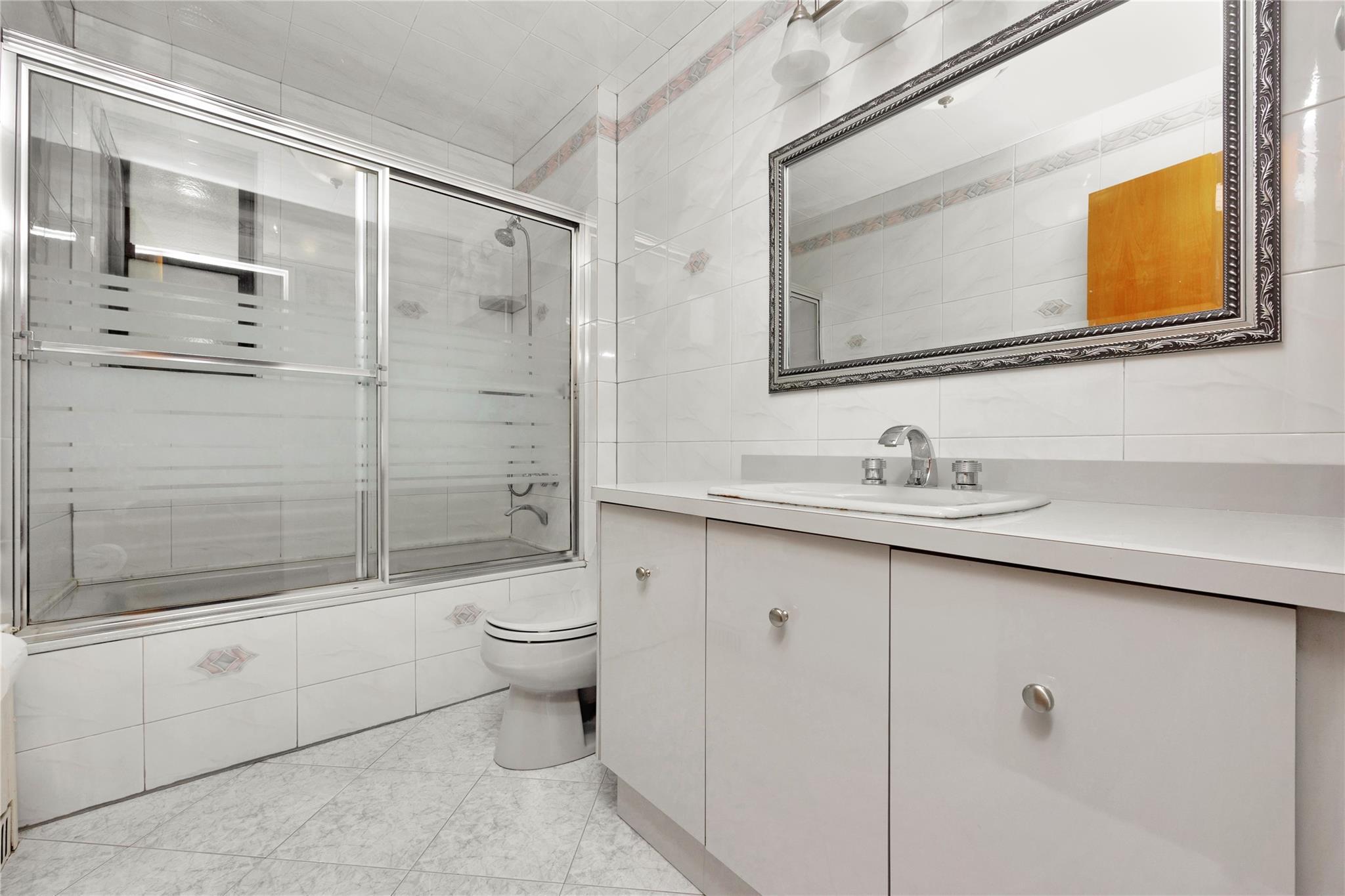 Single Family Brown  Brooklyn, NY 11235, MLS-876301-18