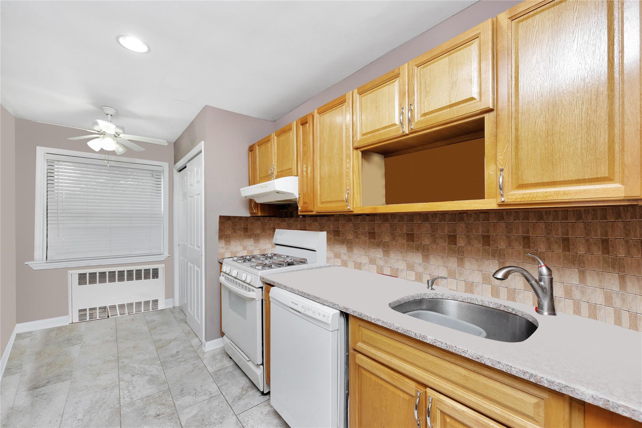 Single Family Brown  Brooklyn, NY 11235, MLS-876301-20