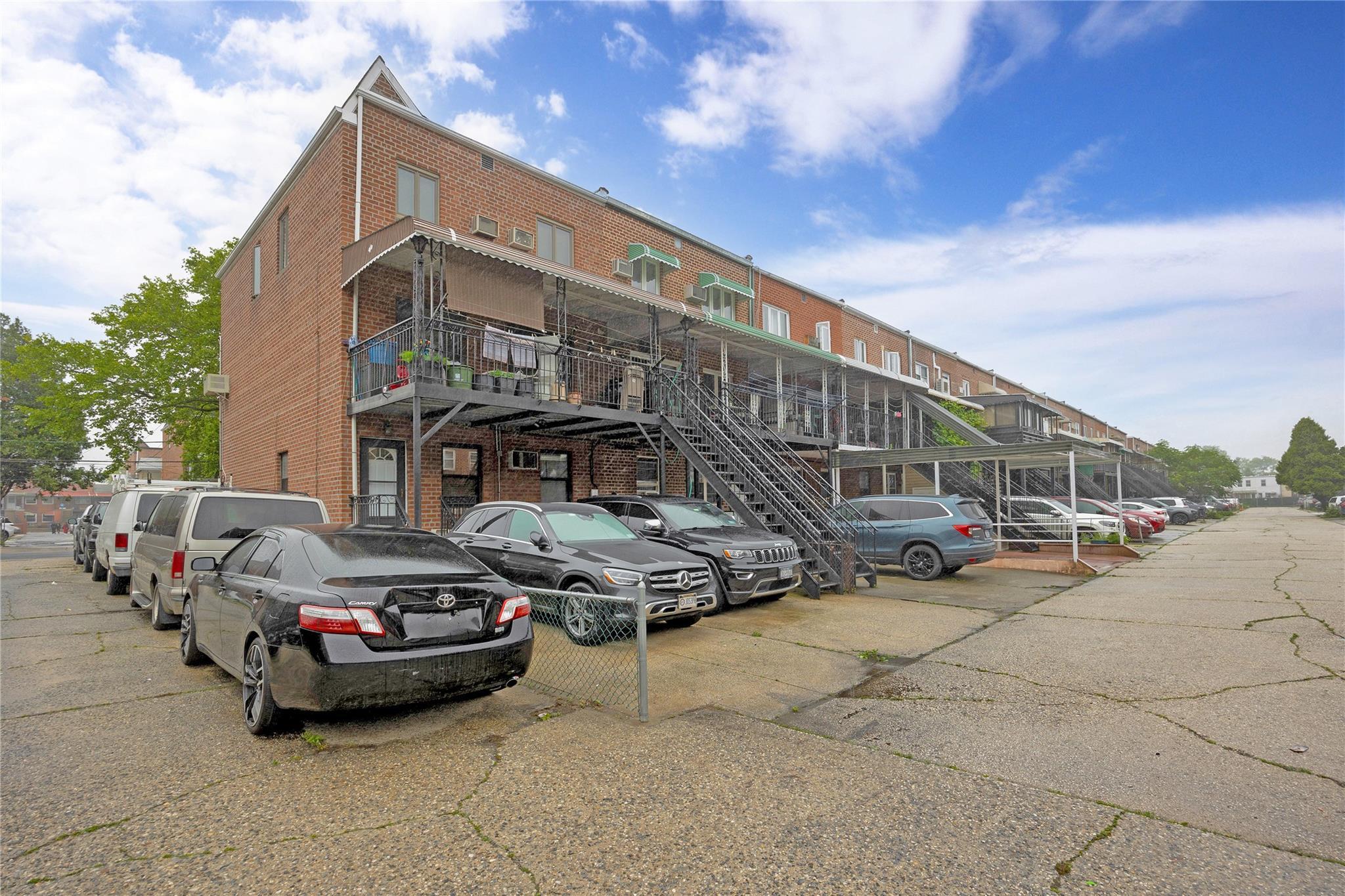 Single Family Brown  Brooklyn, NY 11235, MLS-876301-28