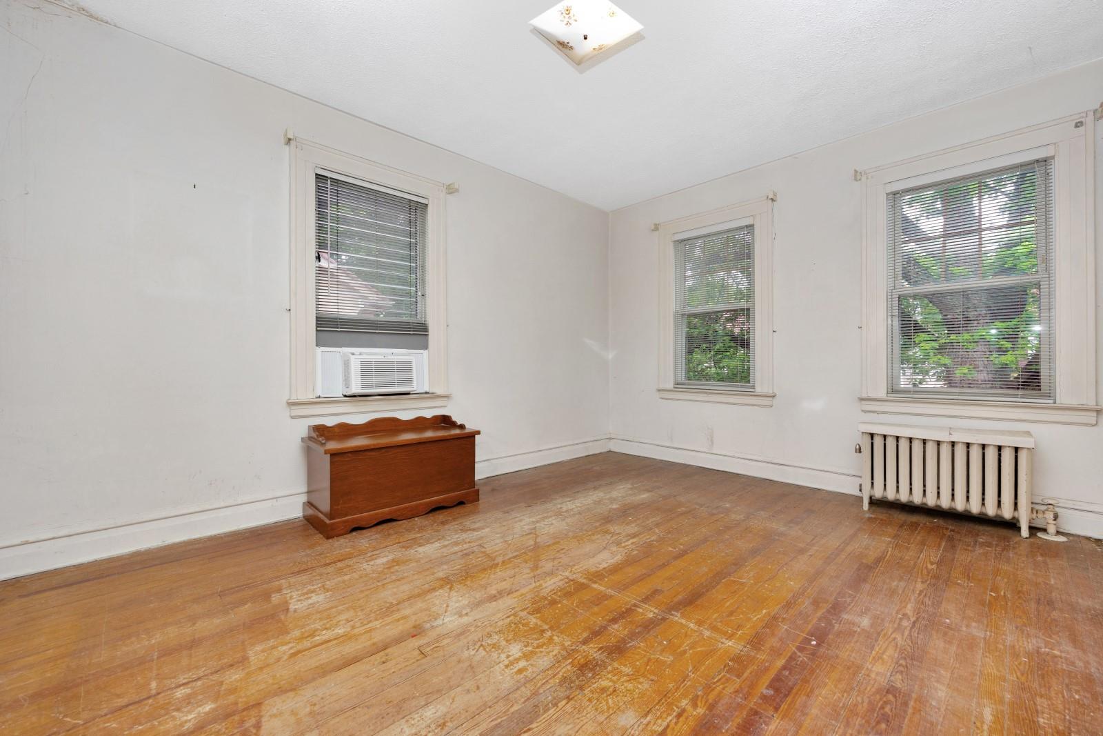Single Family 79th  Queens, NY 11385, MLS-876323-15