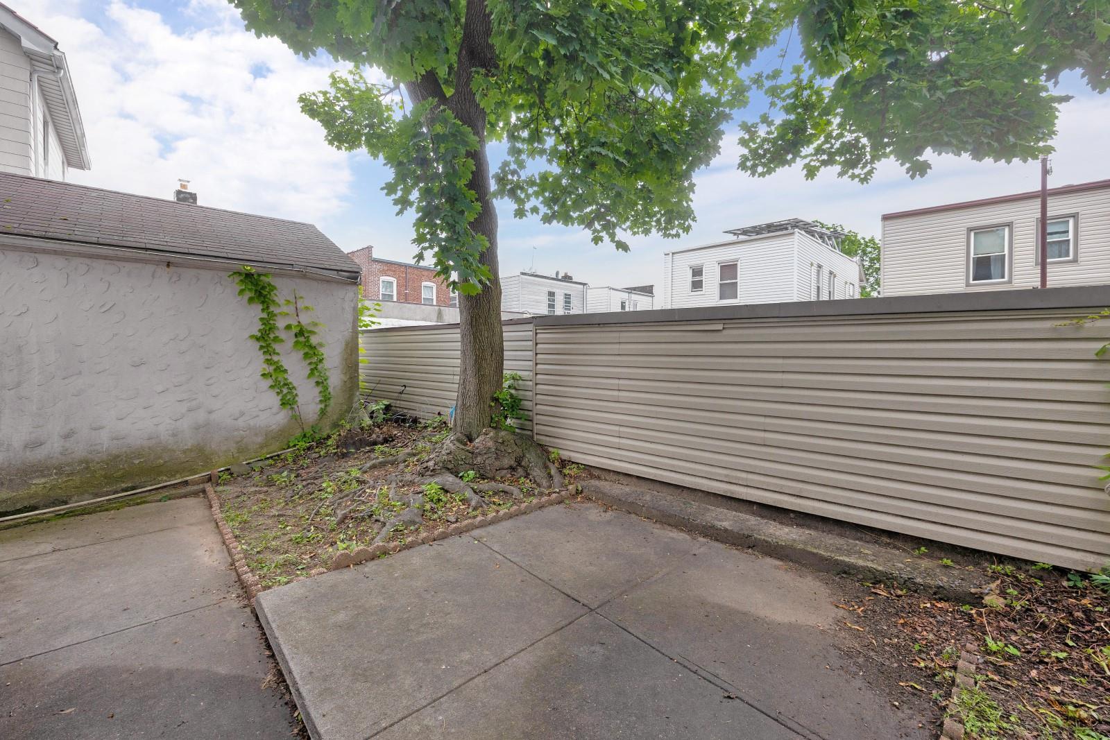 Single Family 79th  Queens, NY 11385, MLS-876323-22
