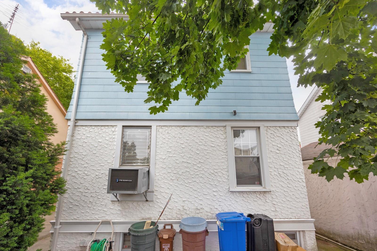 Single Family 79th  Queens, NY 11385, MLS-876323-23