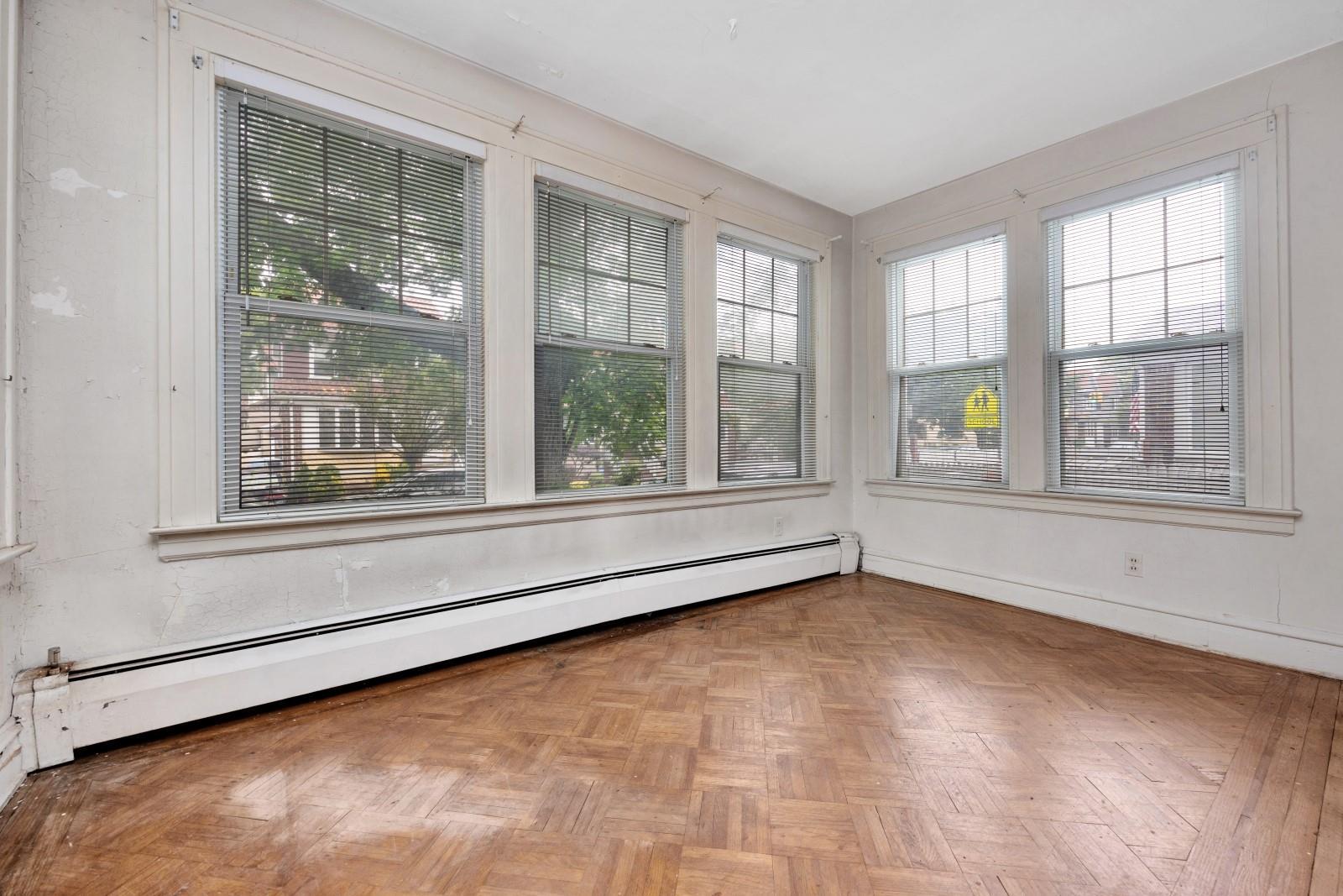 Single Family 79th  Queens, NY 11385, MLS-876323-4