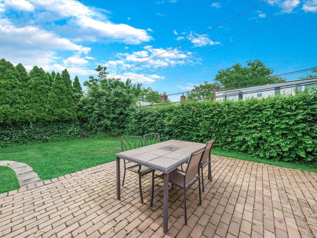 Single Family Lawrence  Nassau County, NY 11040, MLS-876327-12