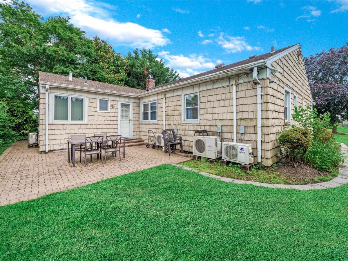 Single Family Lawrence  Nassau County, NY 11040, MLS-876327-13