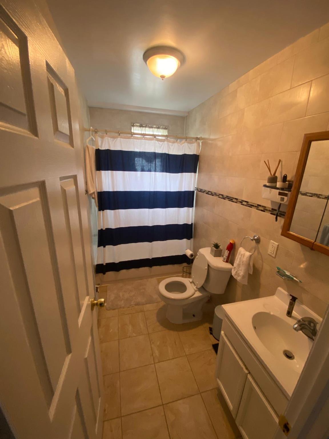 Single Family Rosedale  Bronx, NY 10460, MLS-876328-7