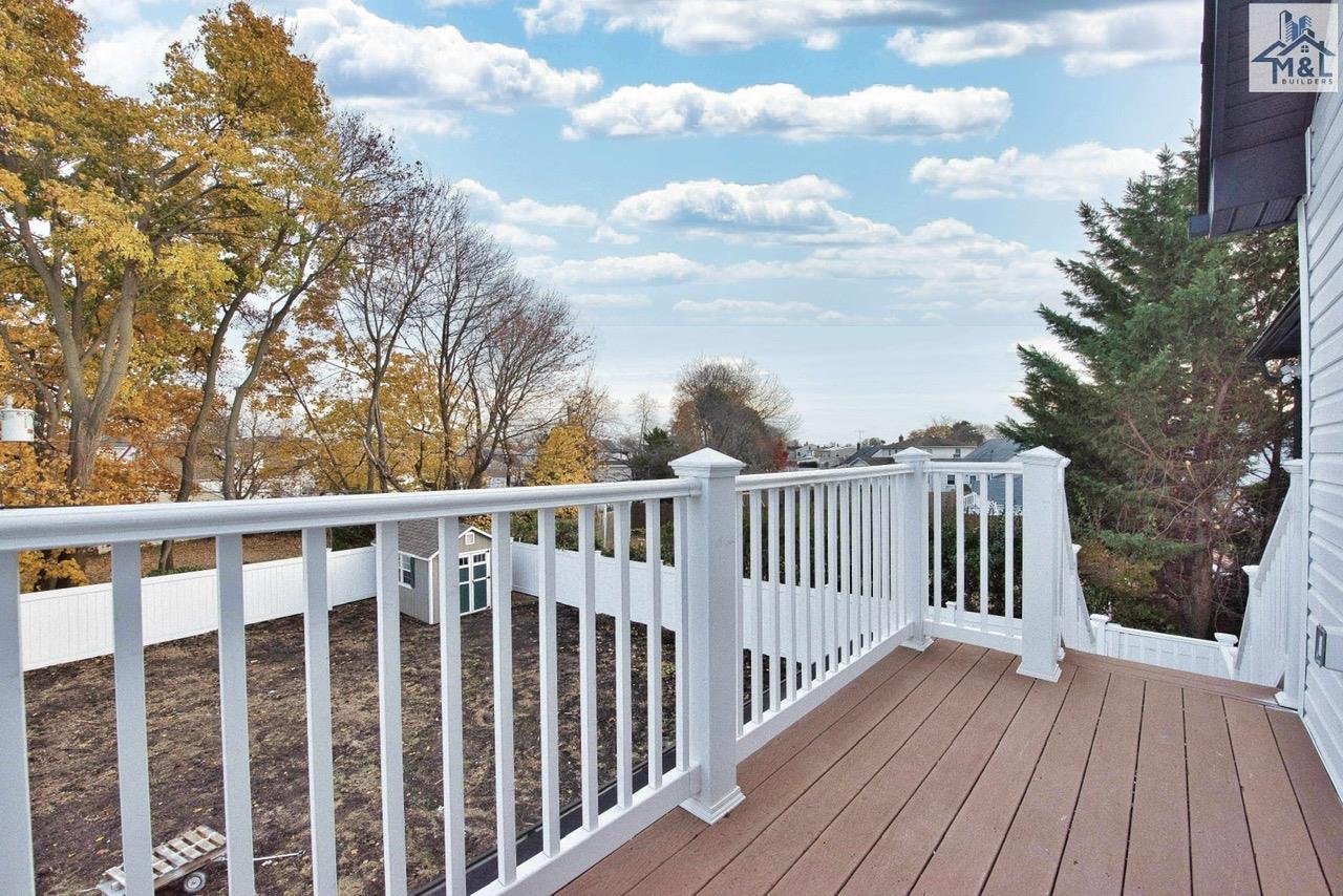 Single Family Cottage  Blvd  Nassau County, NY 11801, MLS-876340-8