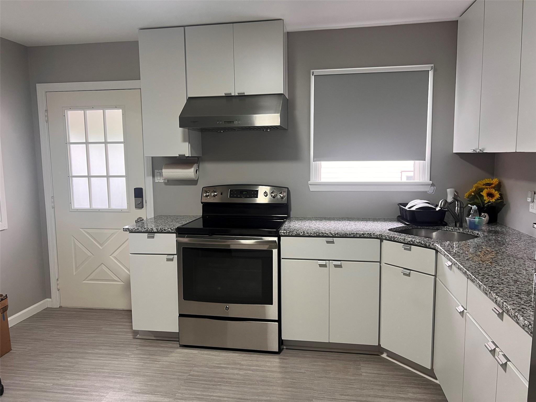 Single Family Cherry  Nassau County, NY 11514, MLS-876362-4