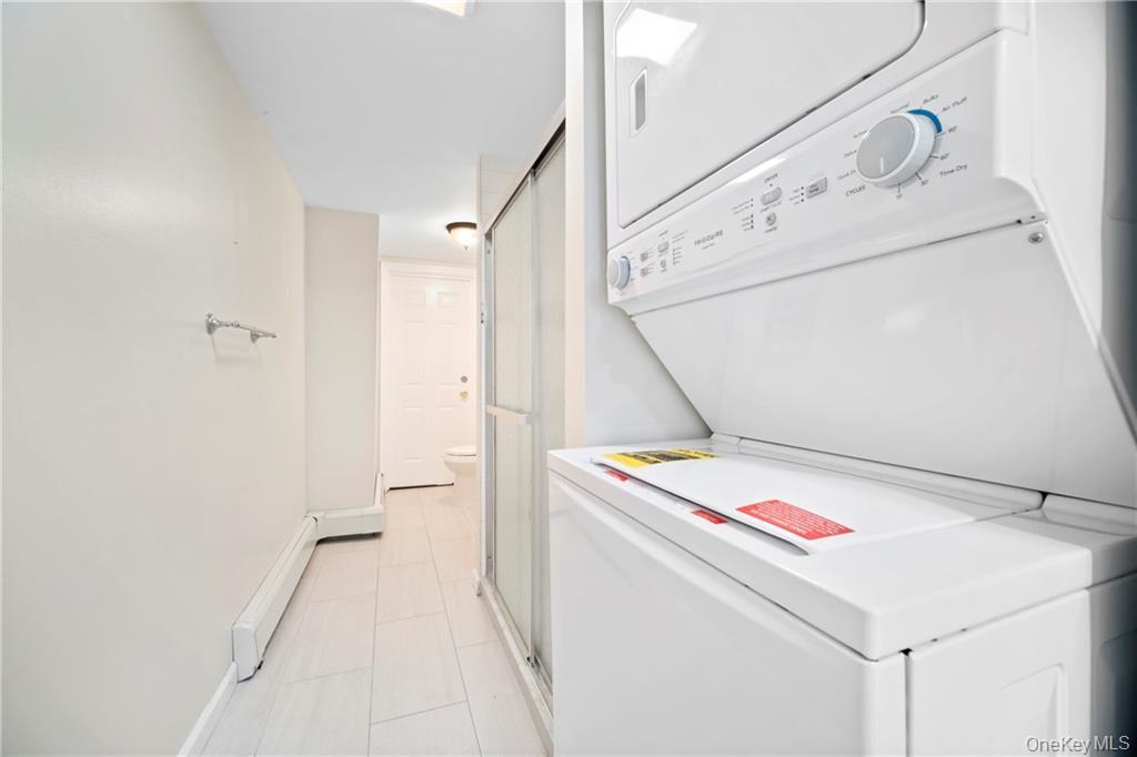 Single Family Main  Dutchess County, NY 12590, MLS-876371-10