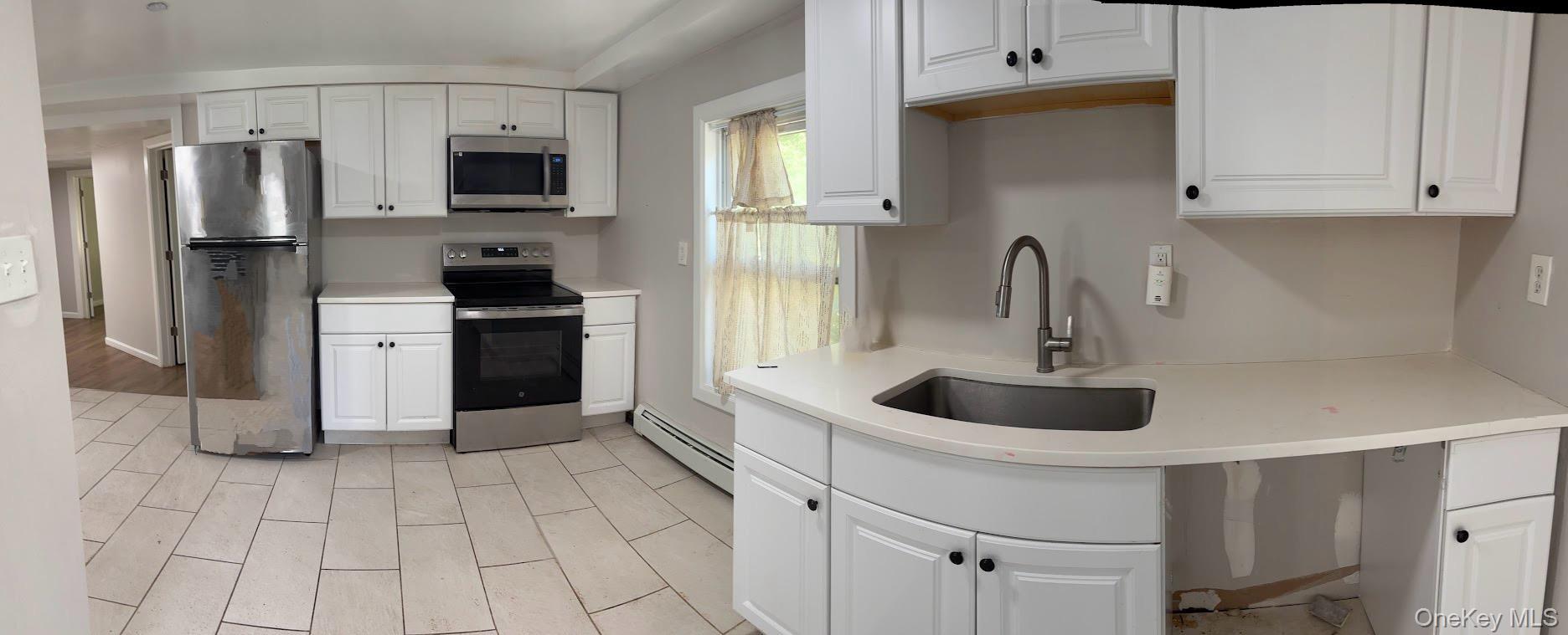 Single Family Main  Dutchess County, NY 12590, MLS-876371-17