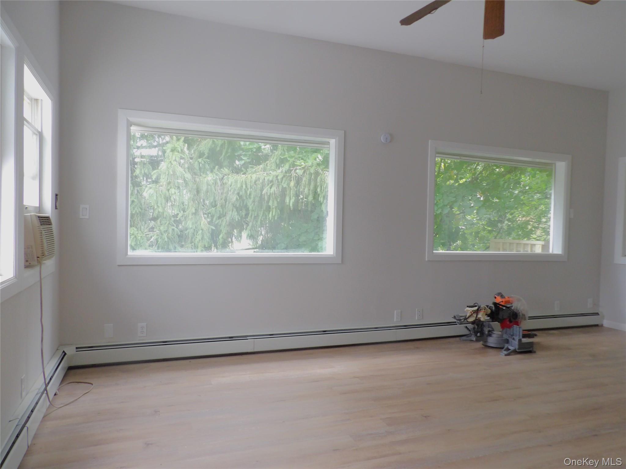 Single Family Main  Dutchess County, NY 12590, MLS-876371-21