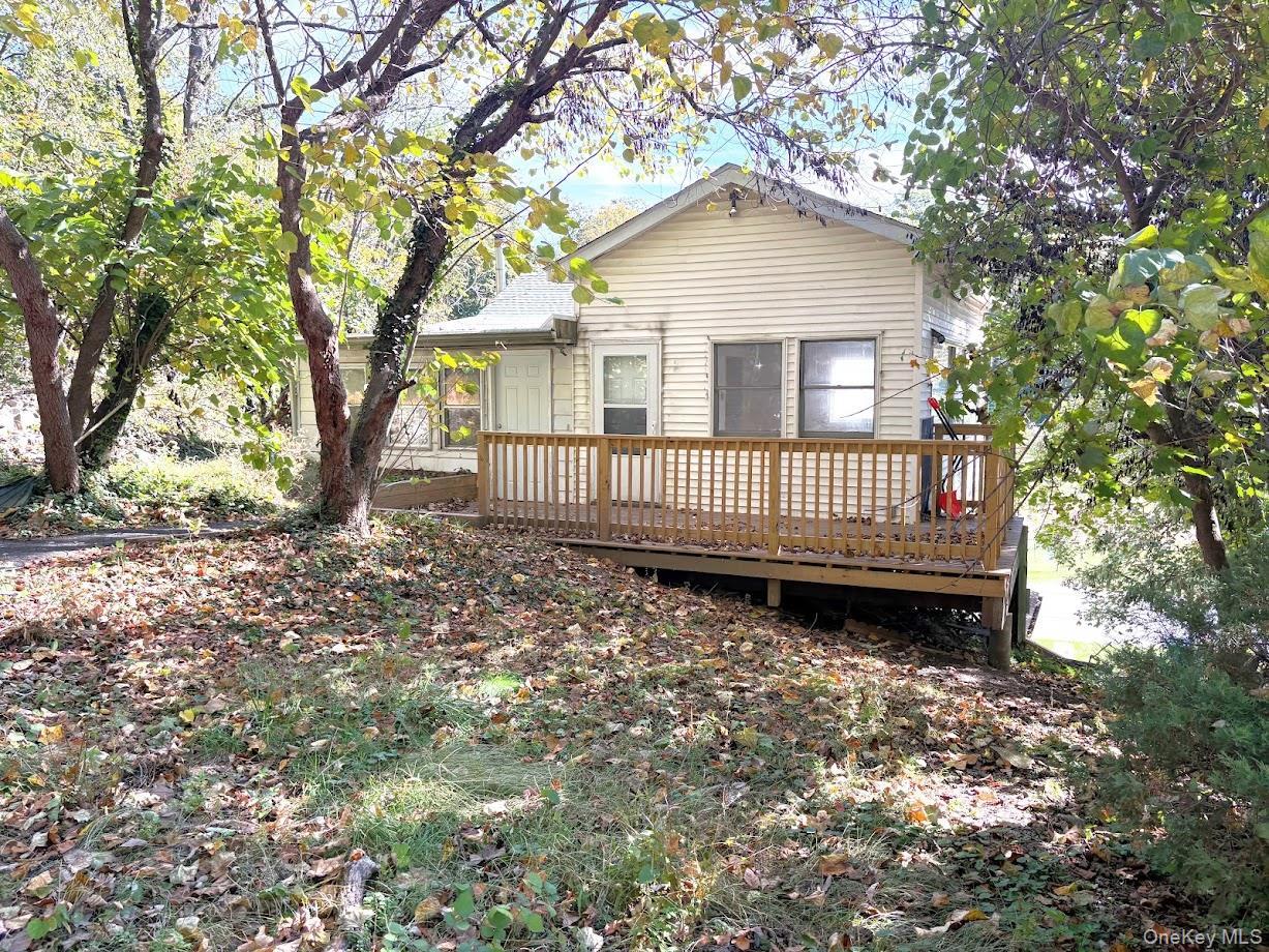 Single Family Main  Dutchess County, NY 12590, MLS-876371-32