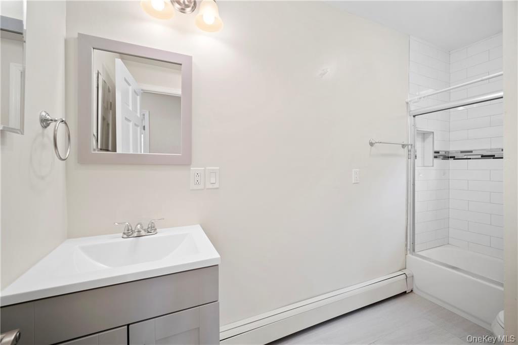 Single Family Main  Dutchess County, NY 12590, MLS-876371-6