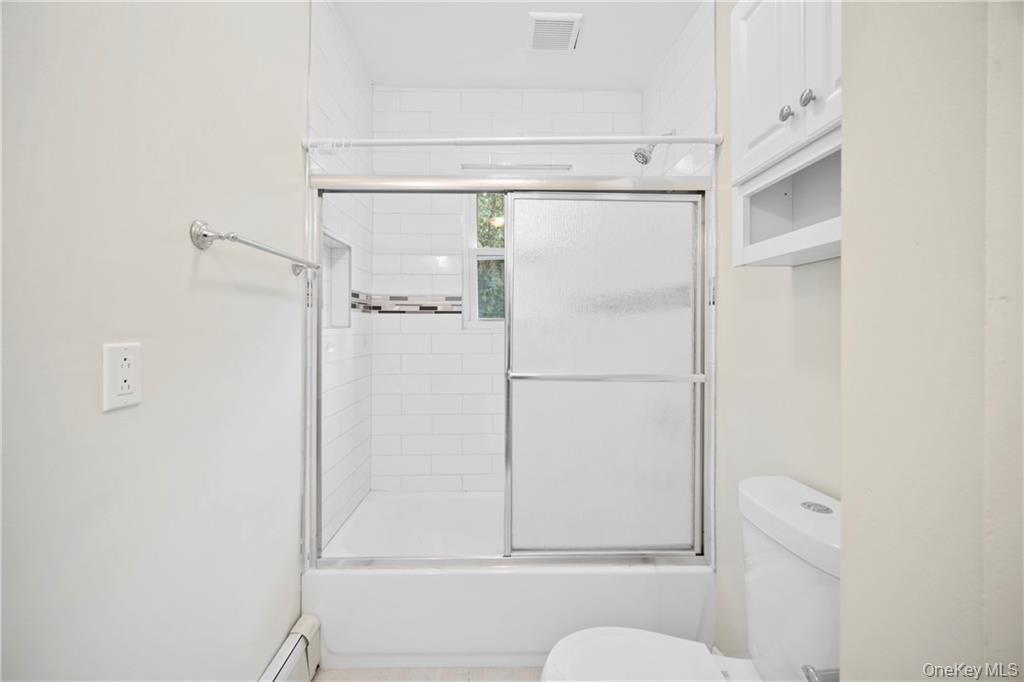 Single Family Main  Dutchess County, NY 12590, MLS-876371-9