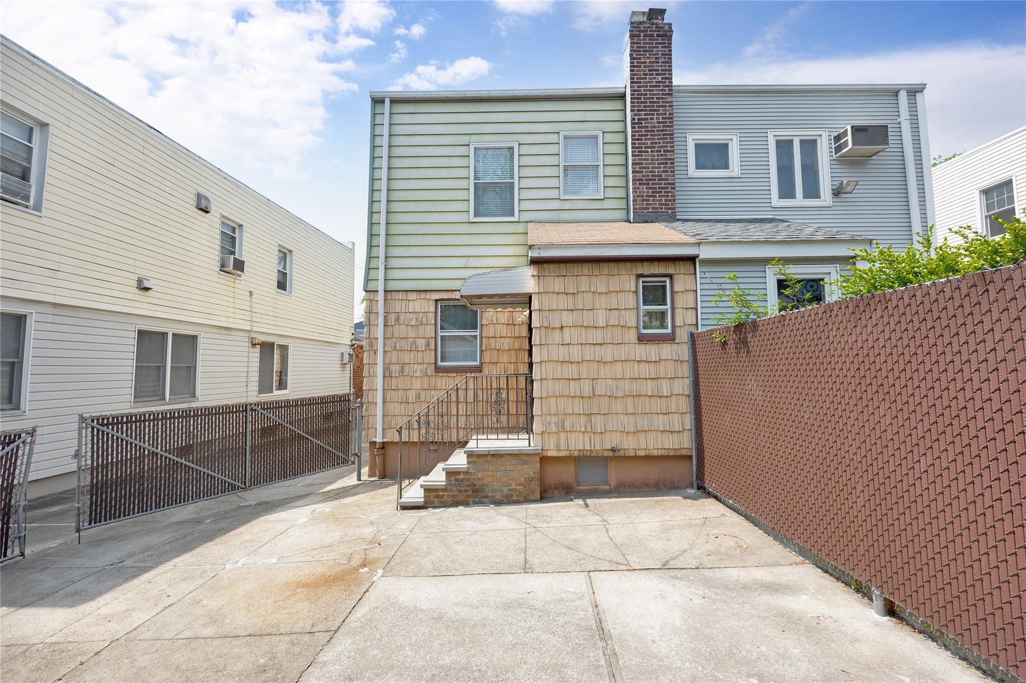 Single Family 60th  Queens, NY 11378, MLS-876386-3