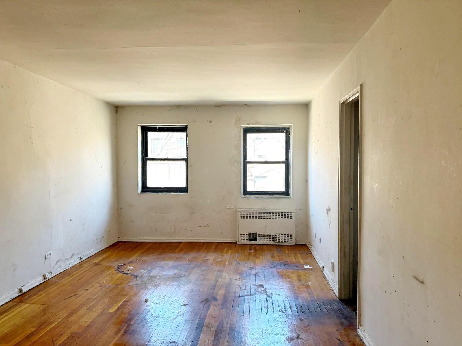 Coop 118  Queens, NY 11415, MLS-876455-10
