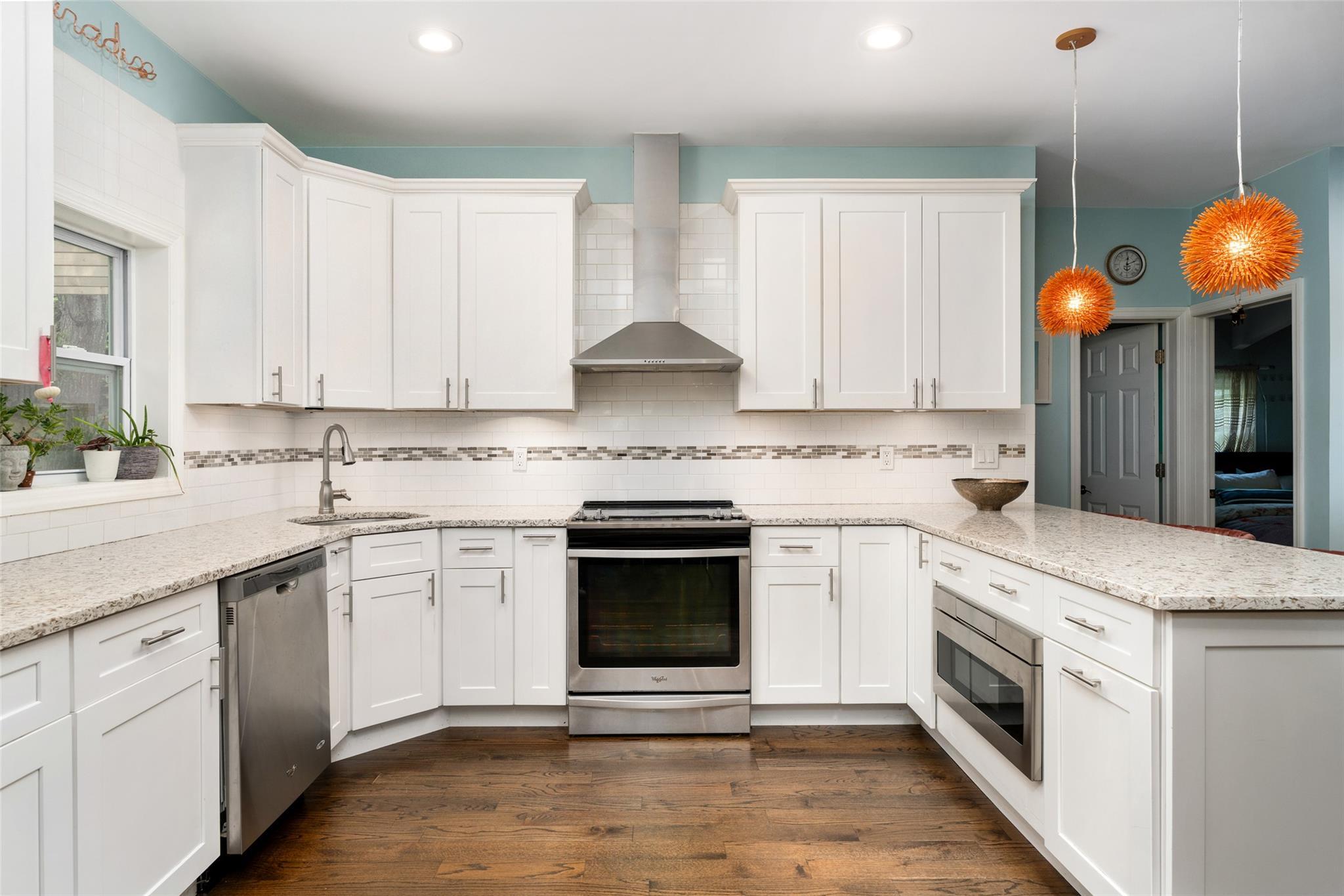 Single Family Washington Heights  Suffolk County, NY 11946, MLS-876494-19