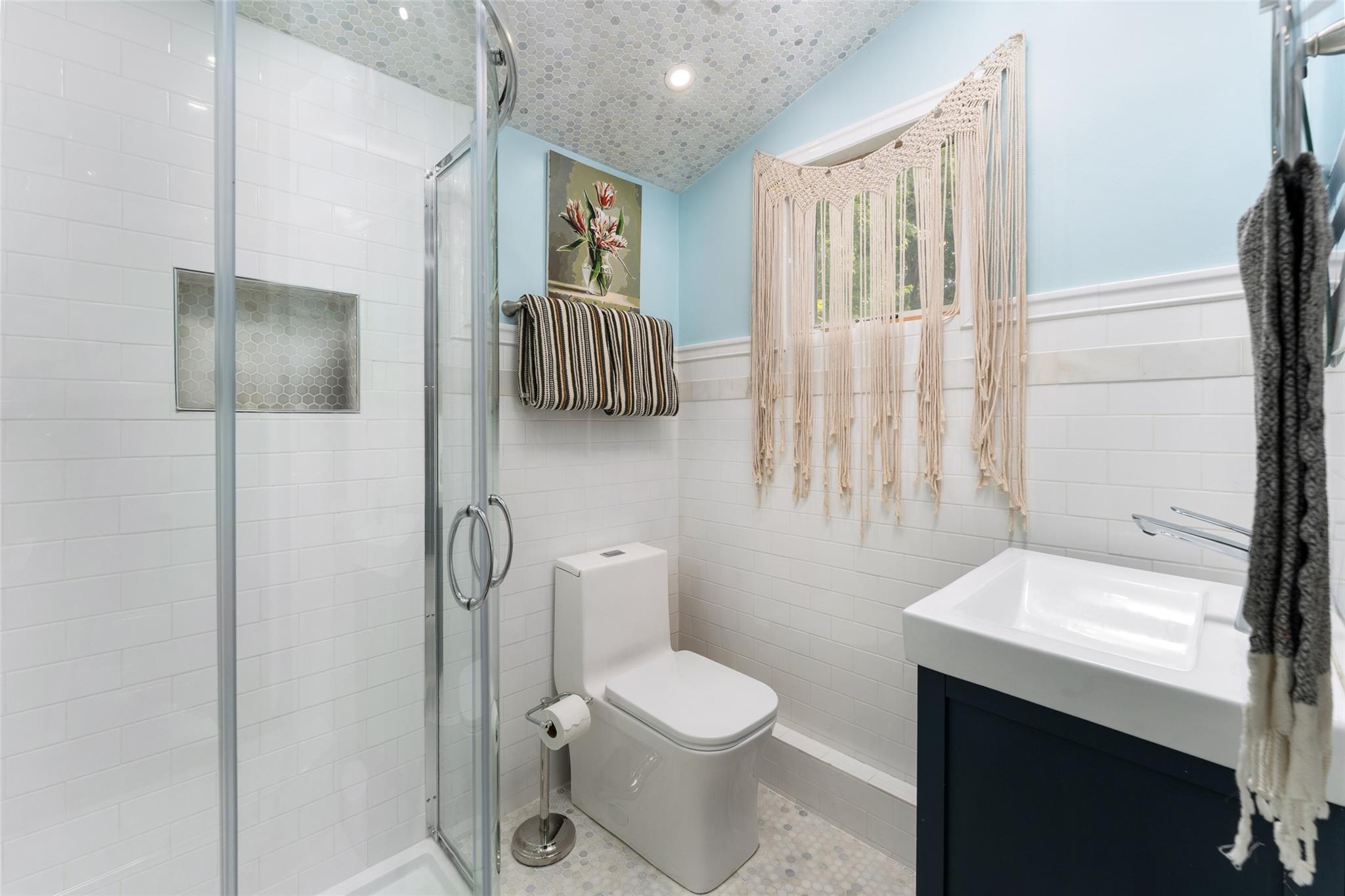 Single Family Washington Heights  Suffolk County, NY 11946, MLS-876494-21