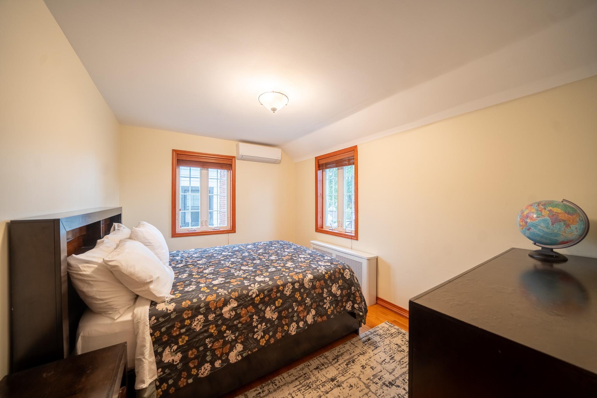 Single Family 182nd  Queens, NY 11365, MLS-876501-16