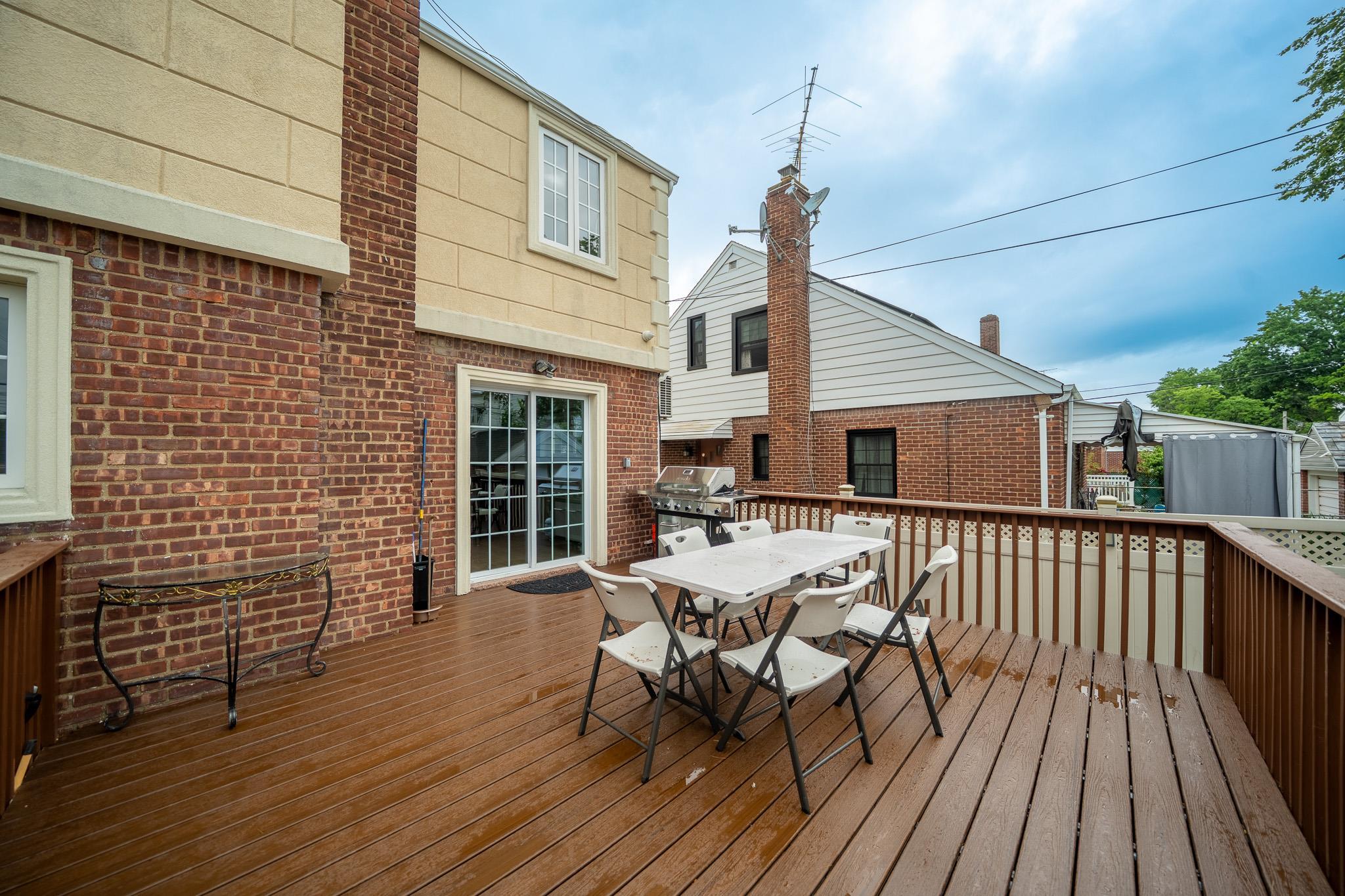 Single Family 182nd  Queens, NY 11365, MLS-876501-33