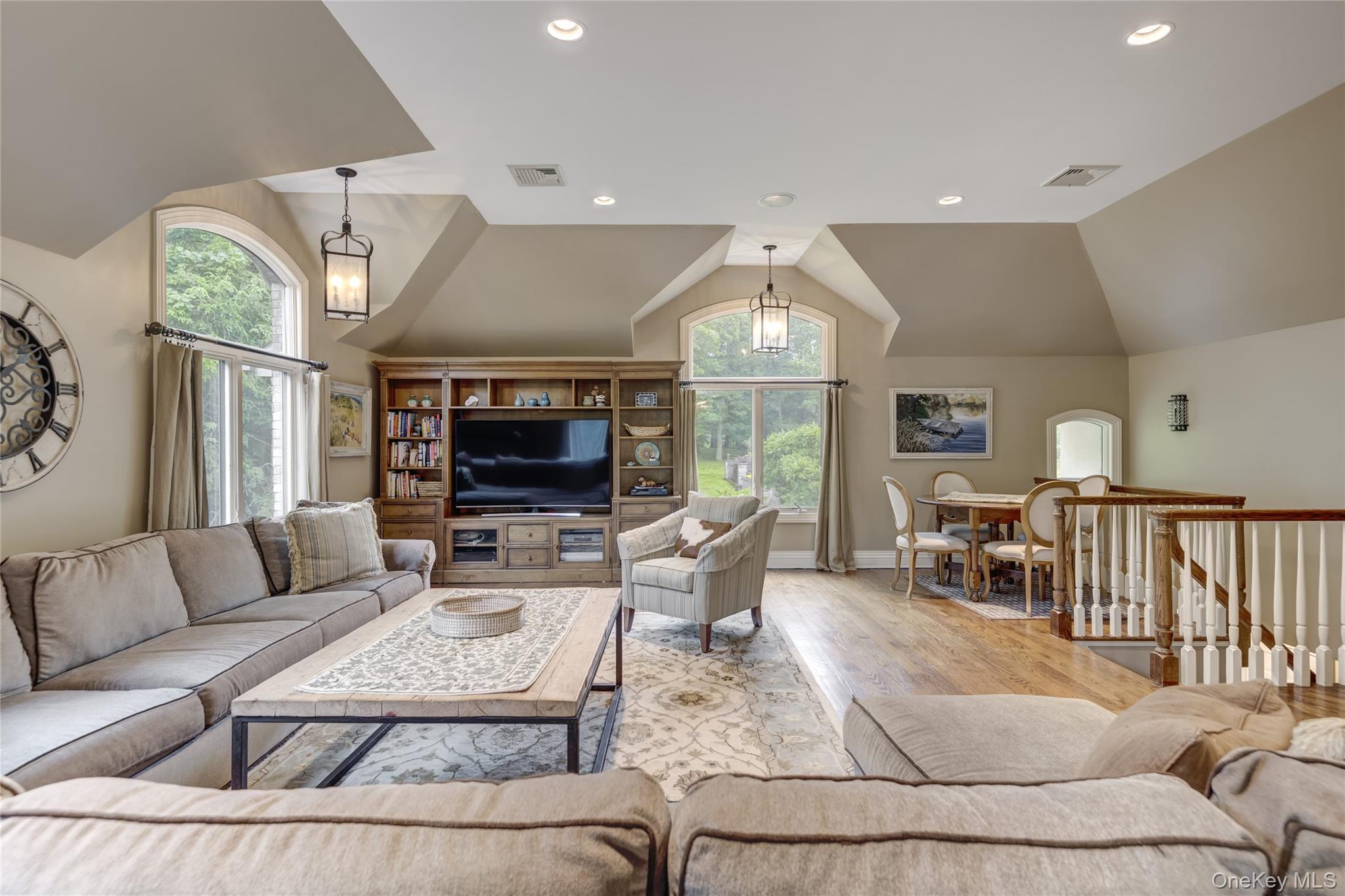 Single Family Split Rock Nassau County, NY 11791, MLS-876542-20