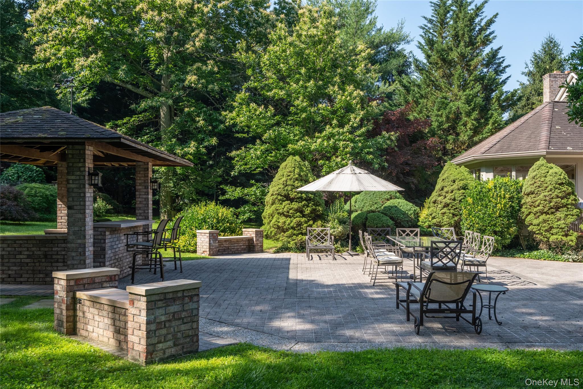 Single Family Split Rock Nassau County, NY 11791, MLS-876542-41