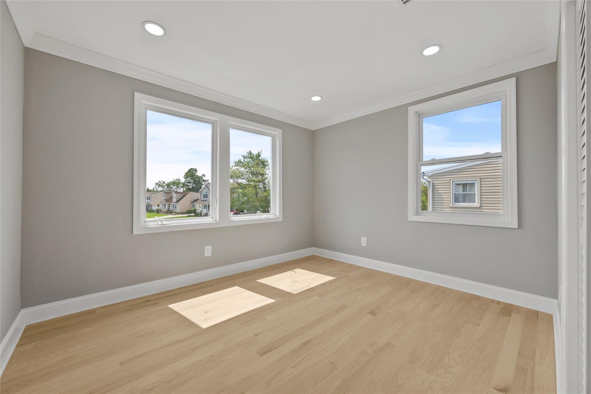 Single Family Garden  Nassau County, NY 11801, MLS-876555-17