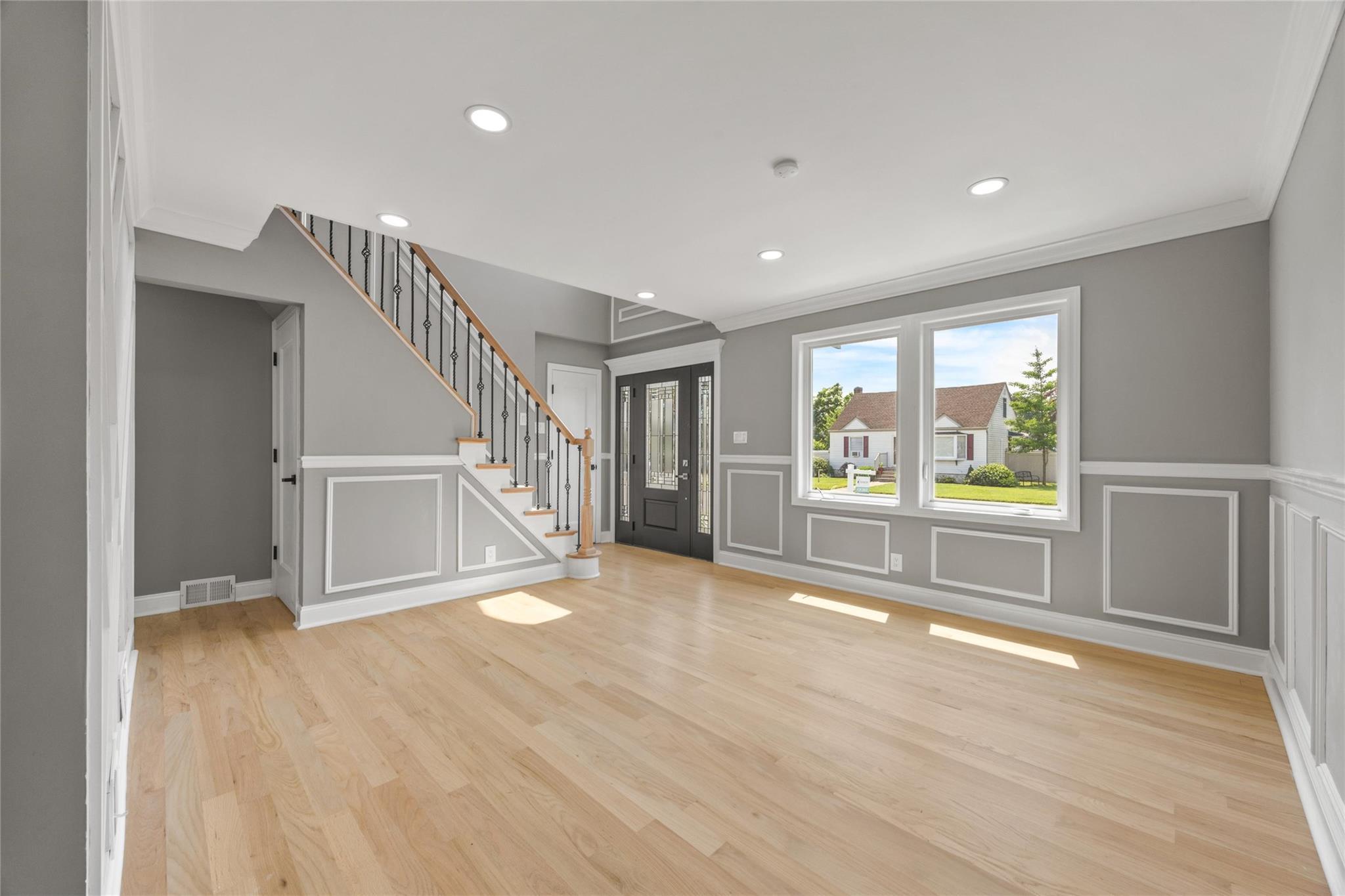 Single Family Garden  Nassau County, NY 11801, MLS-876555-4