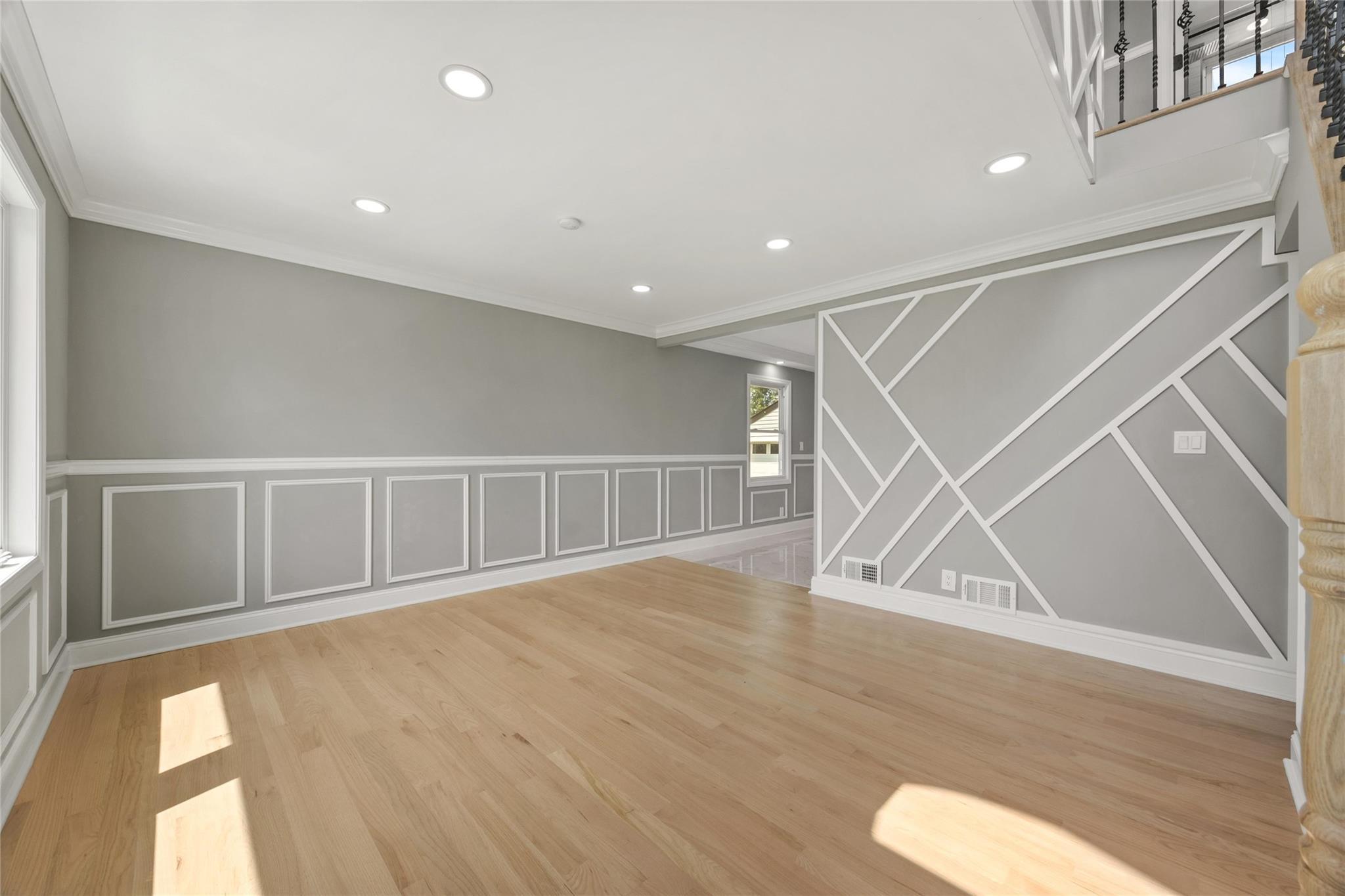Single Family Garden  Nassau County, NY 11801, MLS-876555-6
