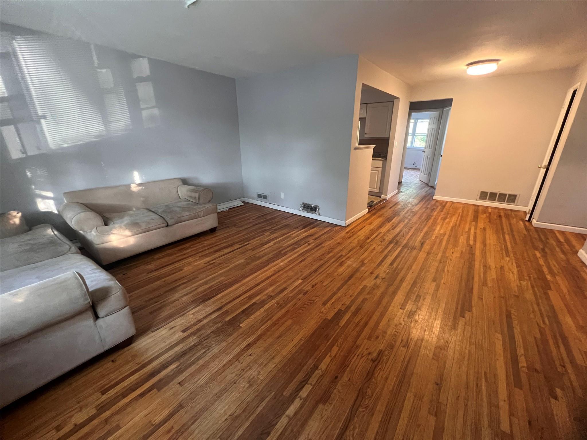 Single Family Harding  Bronx, NY 10465, MLS-876596-3