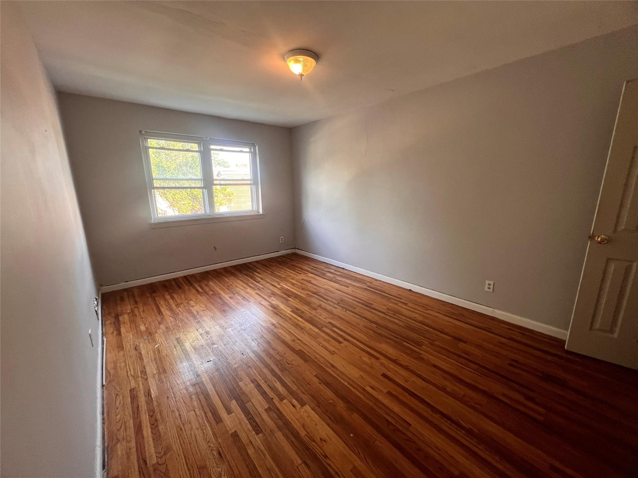 Single Family Harding  Bronx, NY 10465, MLS-876596-4