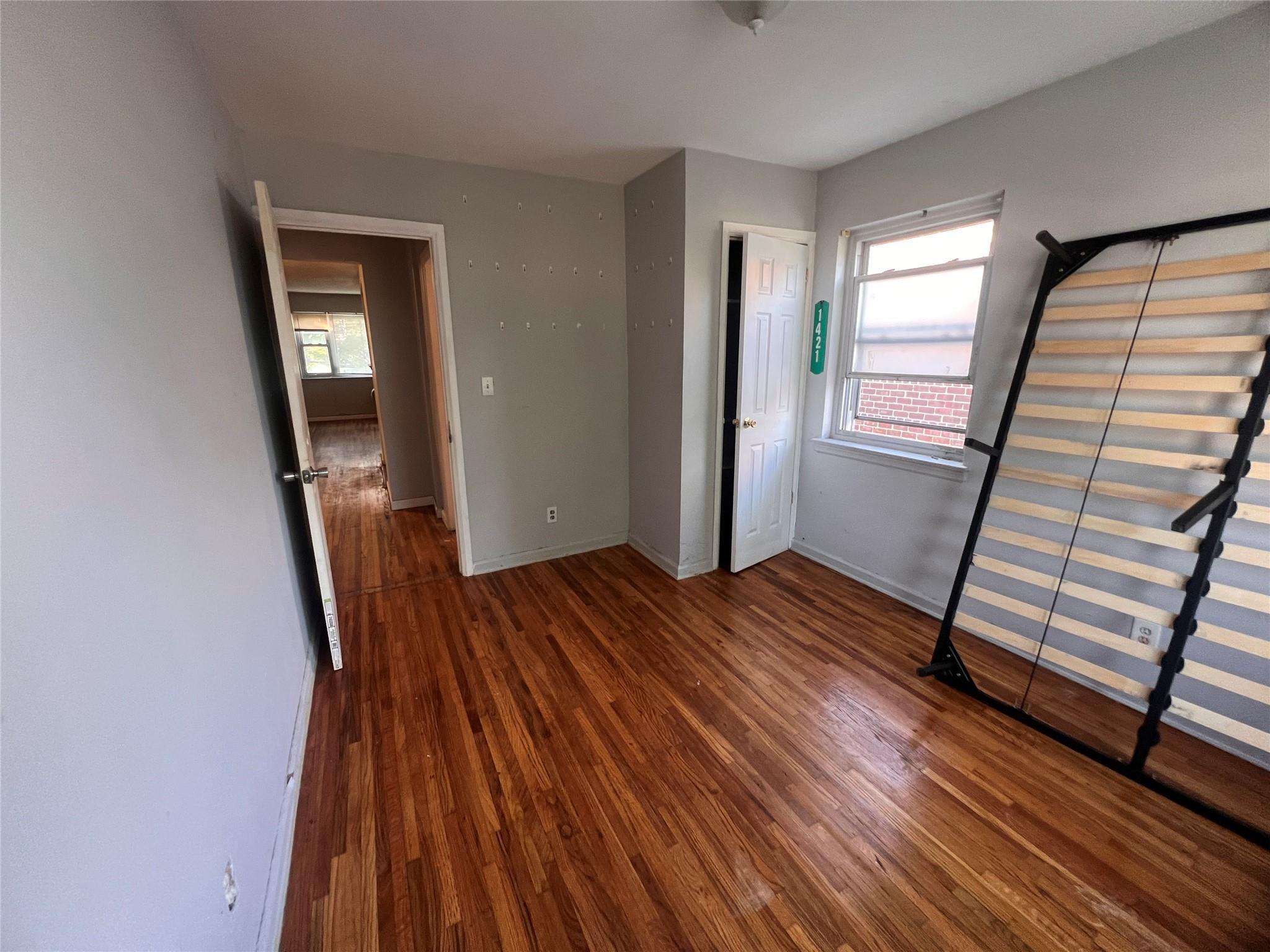Single Family Harding  Bronx, NY 10465, MLS-876596-8