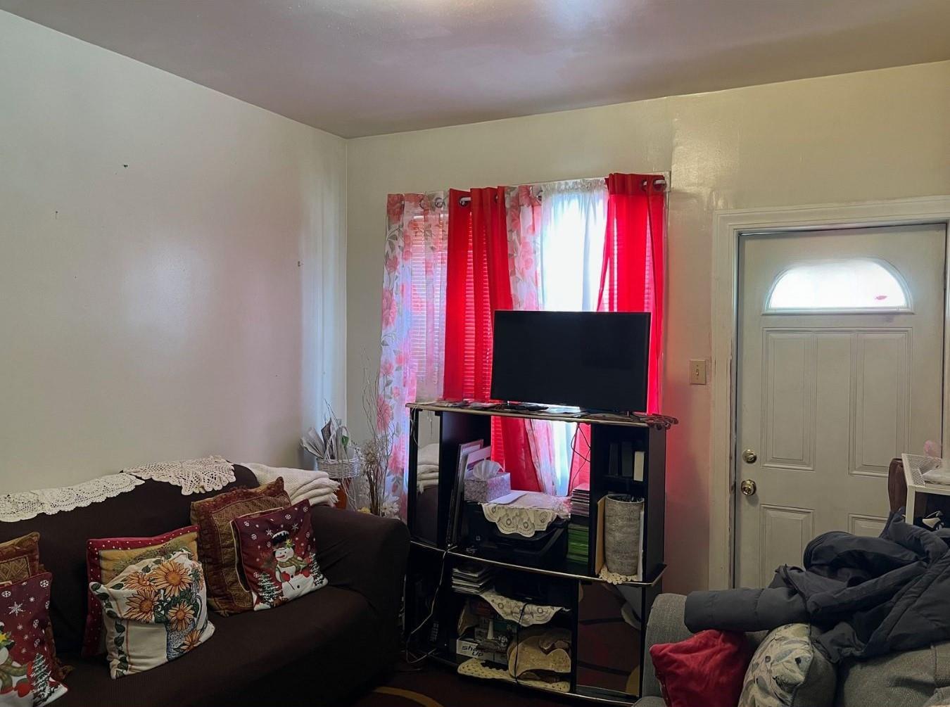 Single Family Matthews  Brooklyn, NY 11236, MLS-876601-2