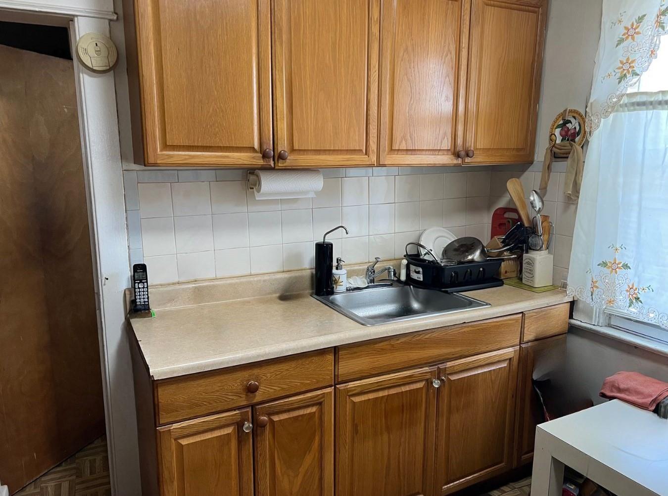 Single Family Matthews  Brooklyn, NY 11236, MLS-876601-5