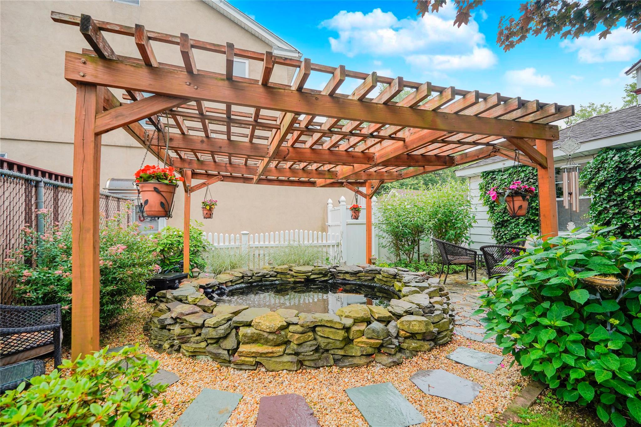 Single Family Clawson  Staten Island, NY 10306, MLS-876610-40