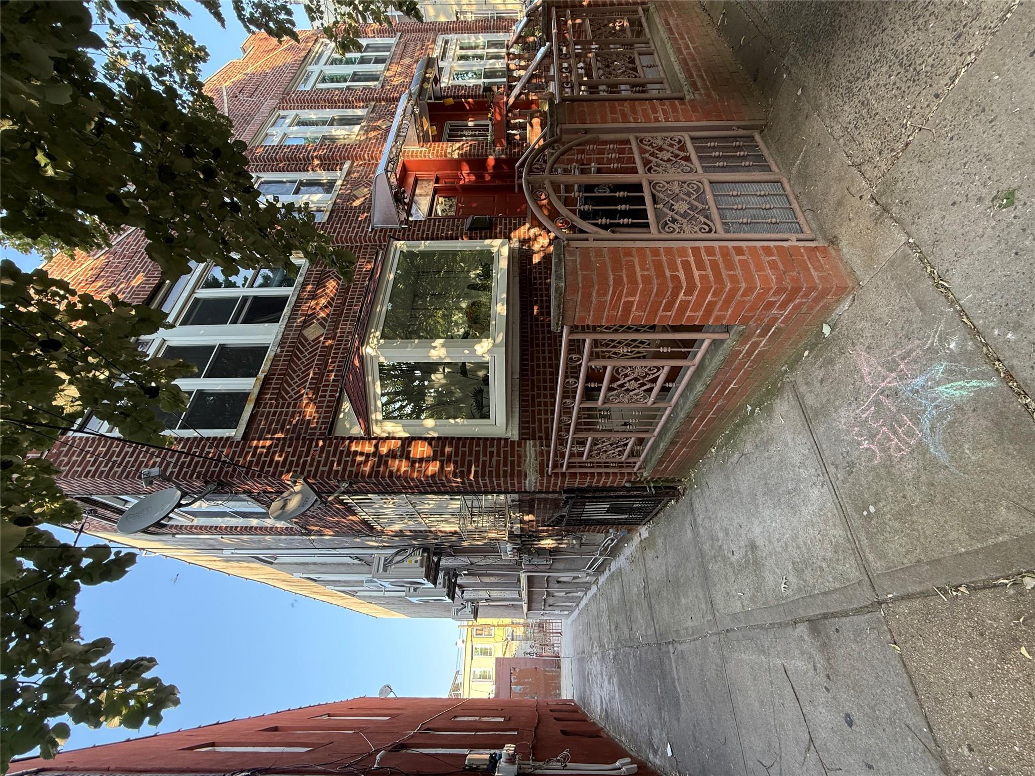 Single Family Essex  Brooklyn, NY 11208, MLS-876627-2